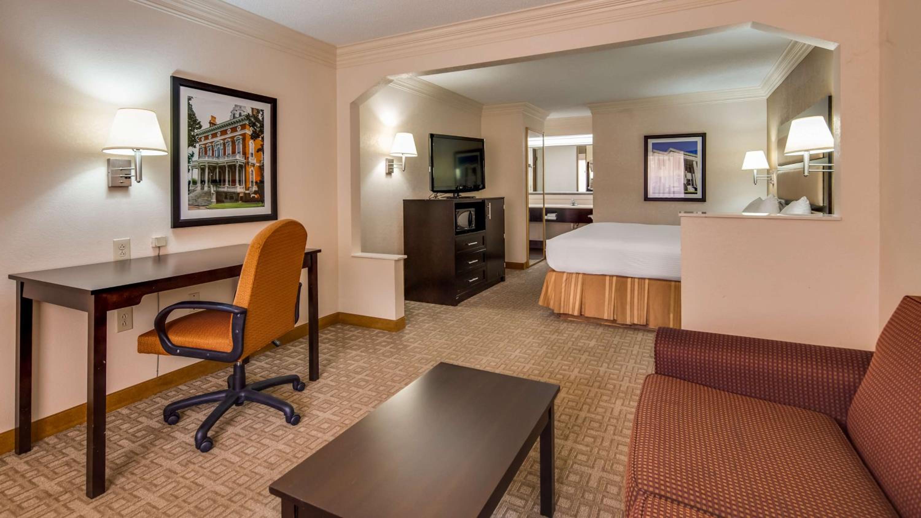 King Suite - Photo 4