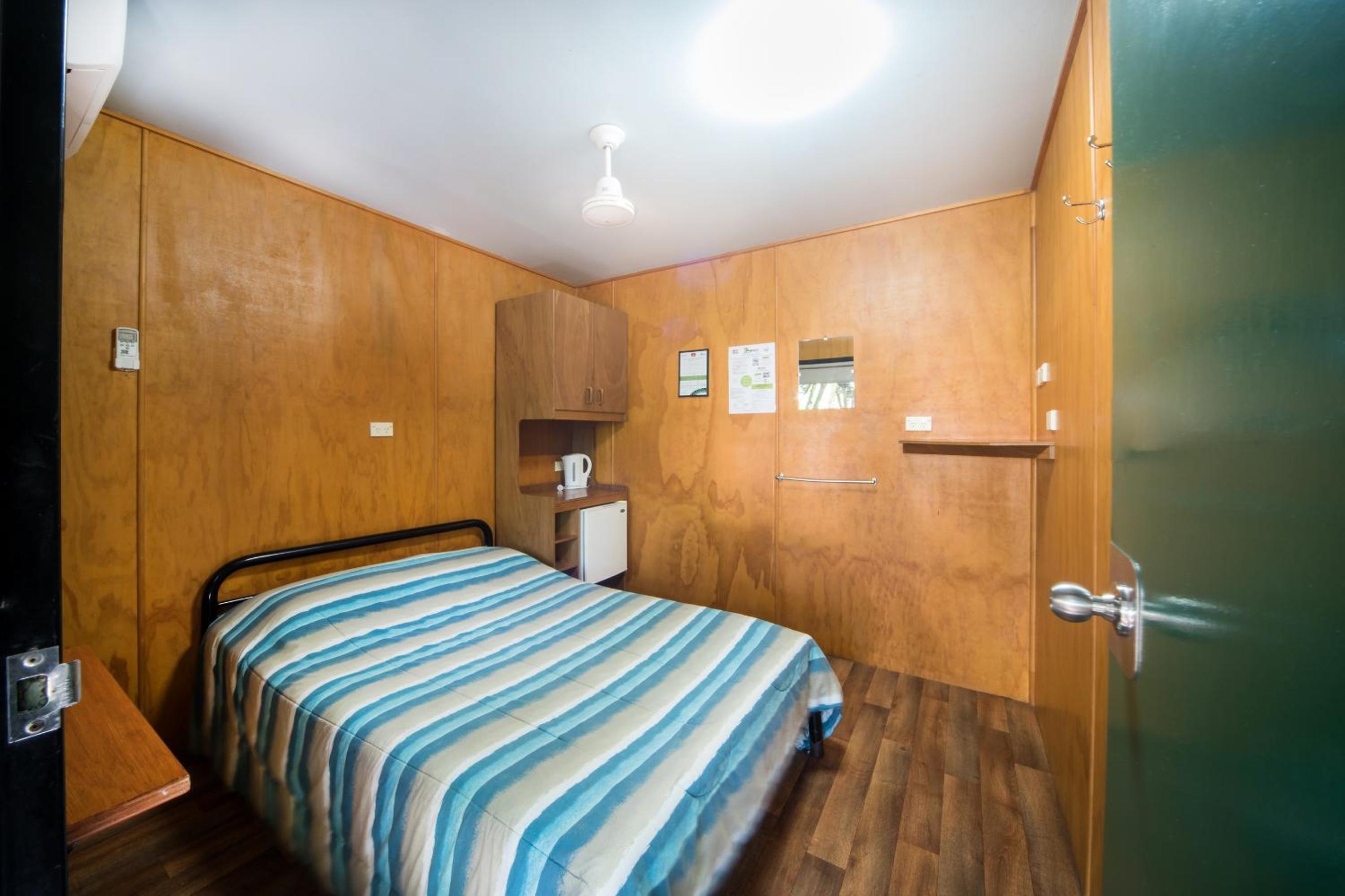 Double Room with Shared Bathroom - Adults Only  photo 3