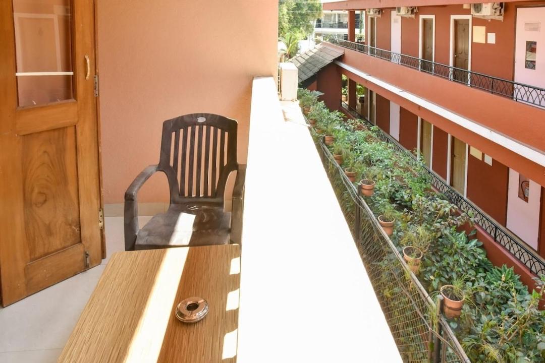 Deluxe Double Room with Balcony - Photo 5