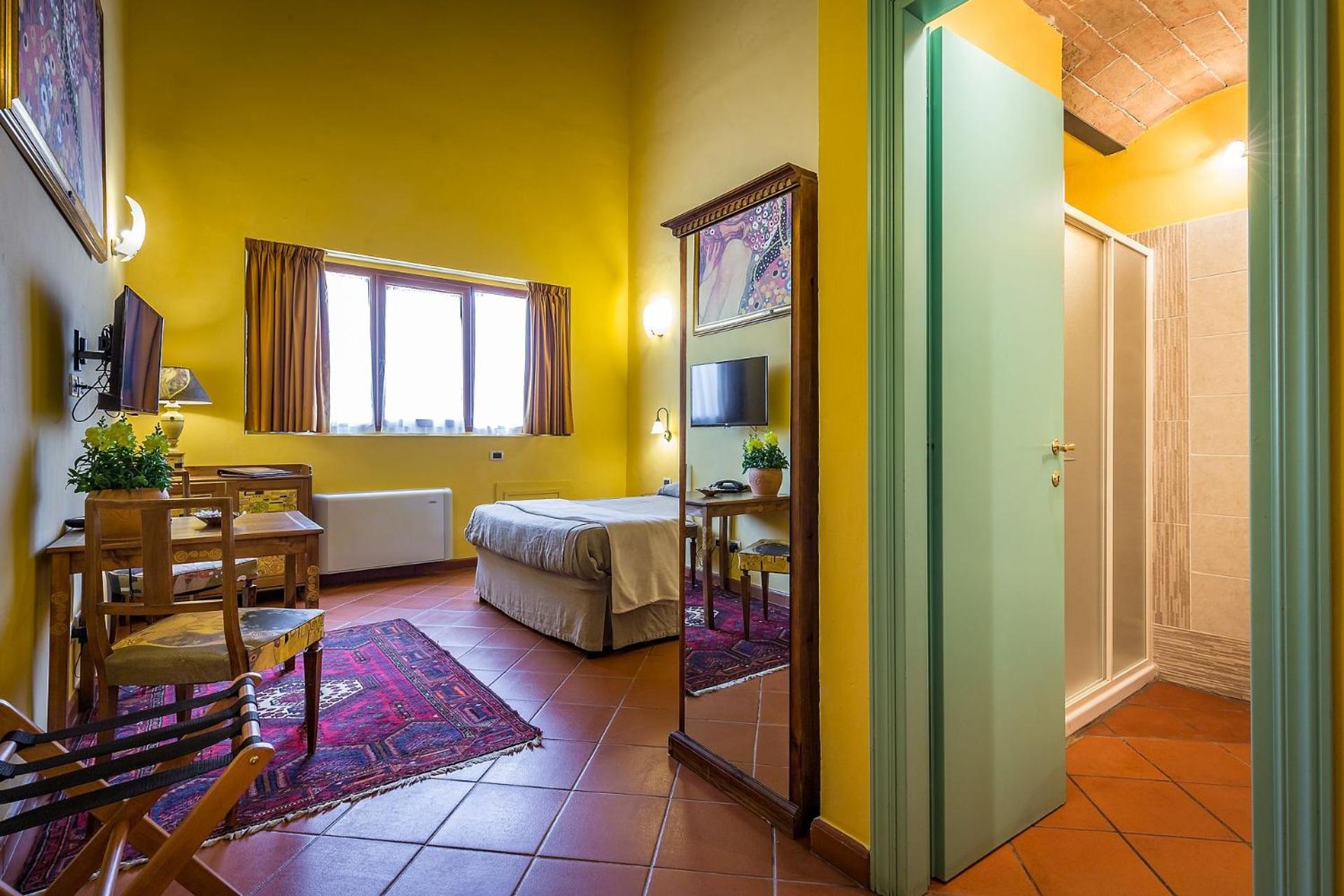 Double Room photo 2