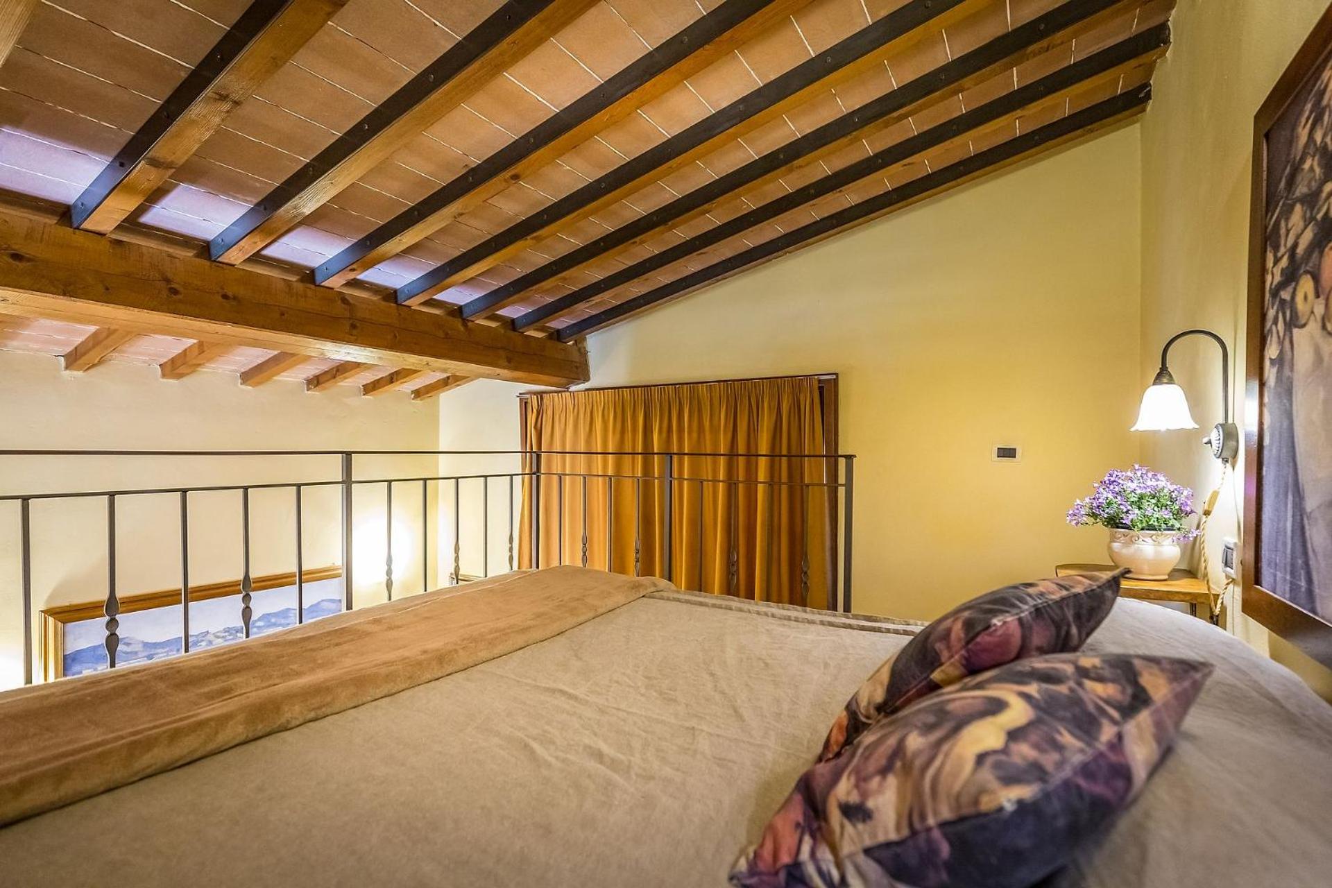 Studio Apartment with Loft - Photo 3