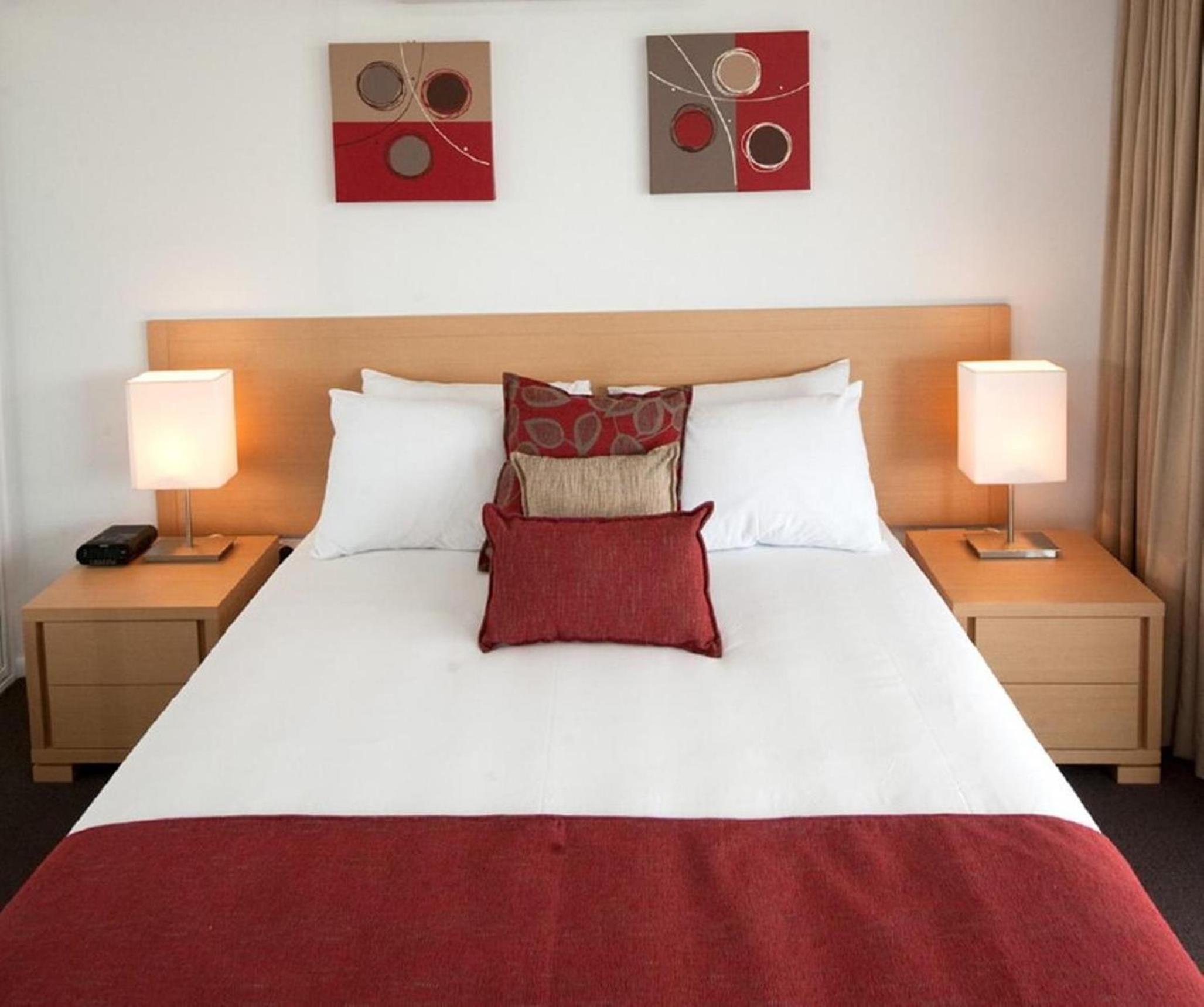 One-Bedroom Apartment - Photo 1