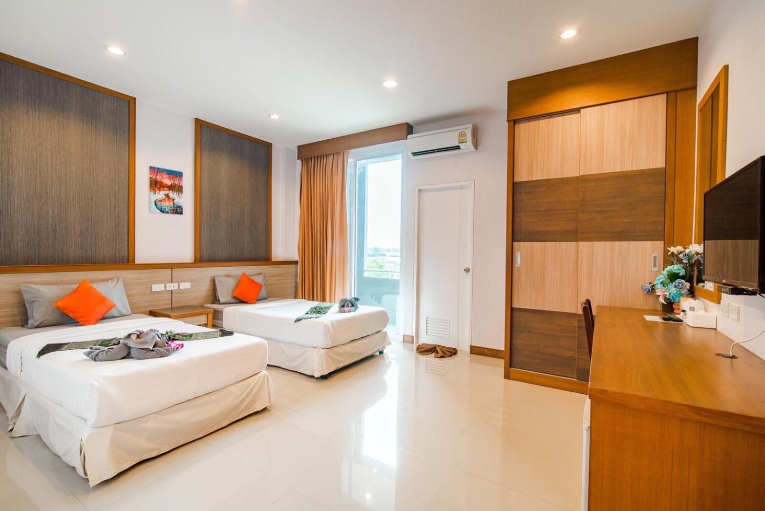 Standard Twin Room photo 2