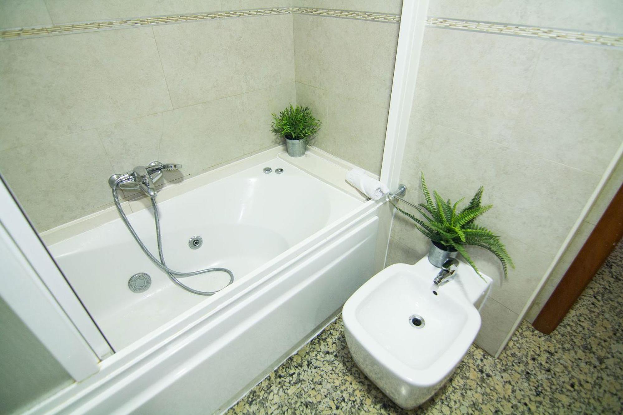 Apartment (4 Adults) - Photo 4