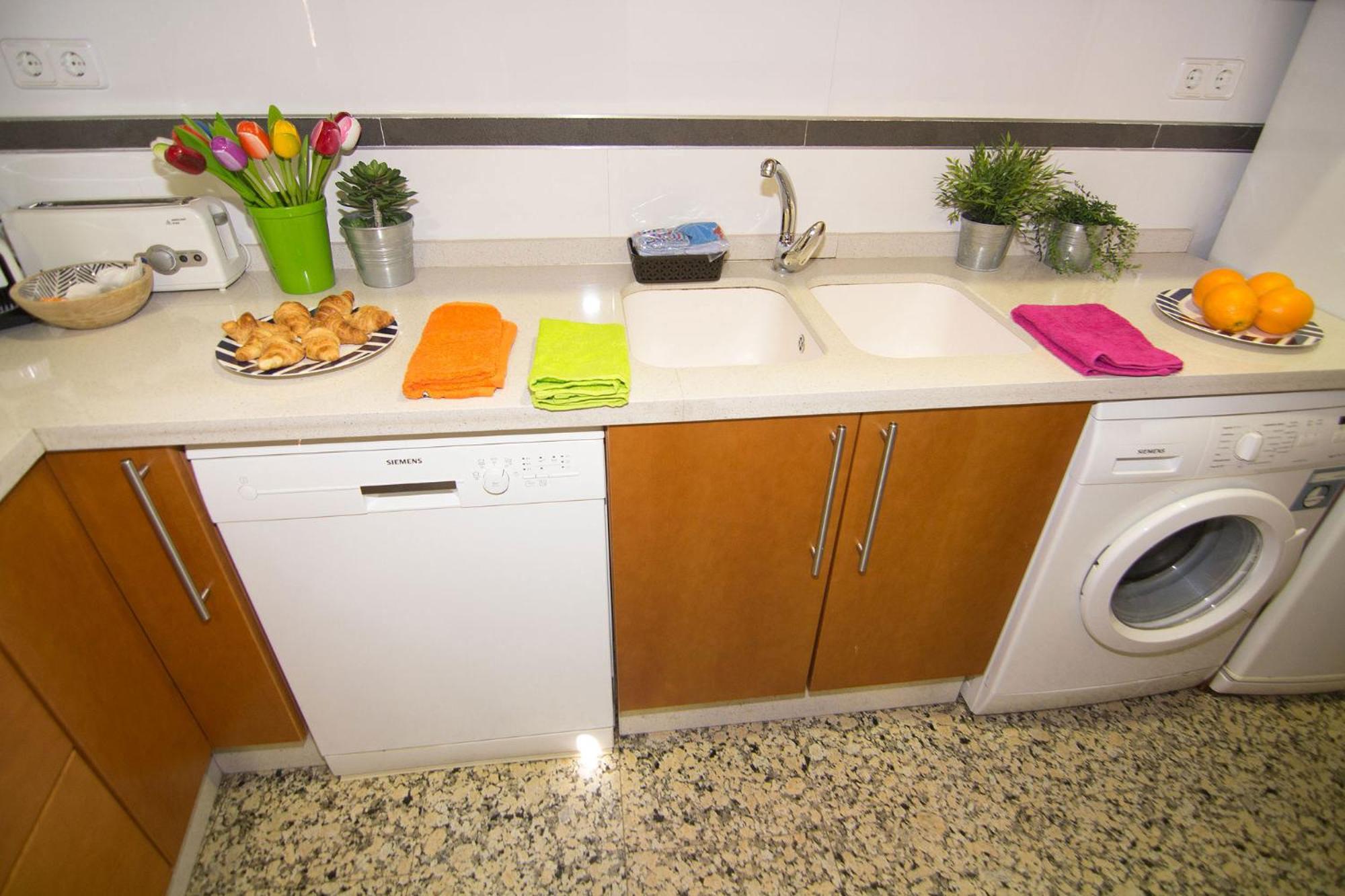 Apartment (4 Adults) - Photo 2