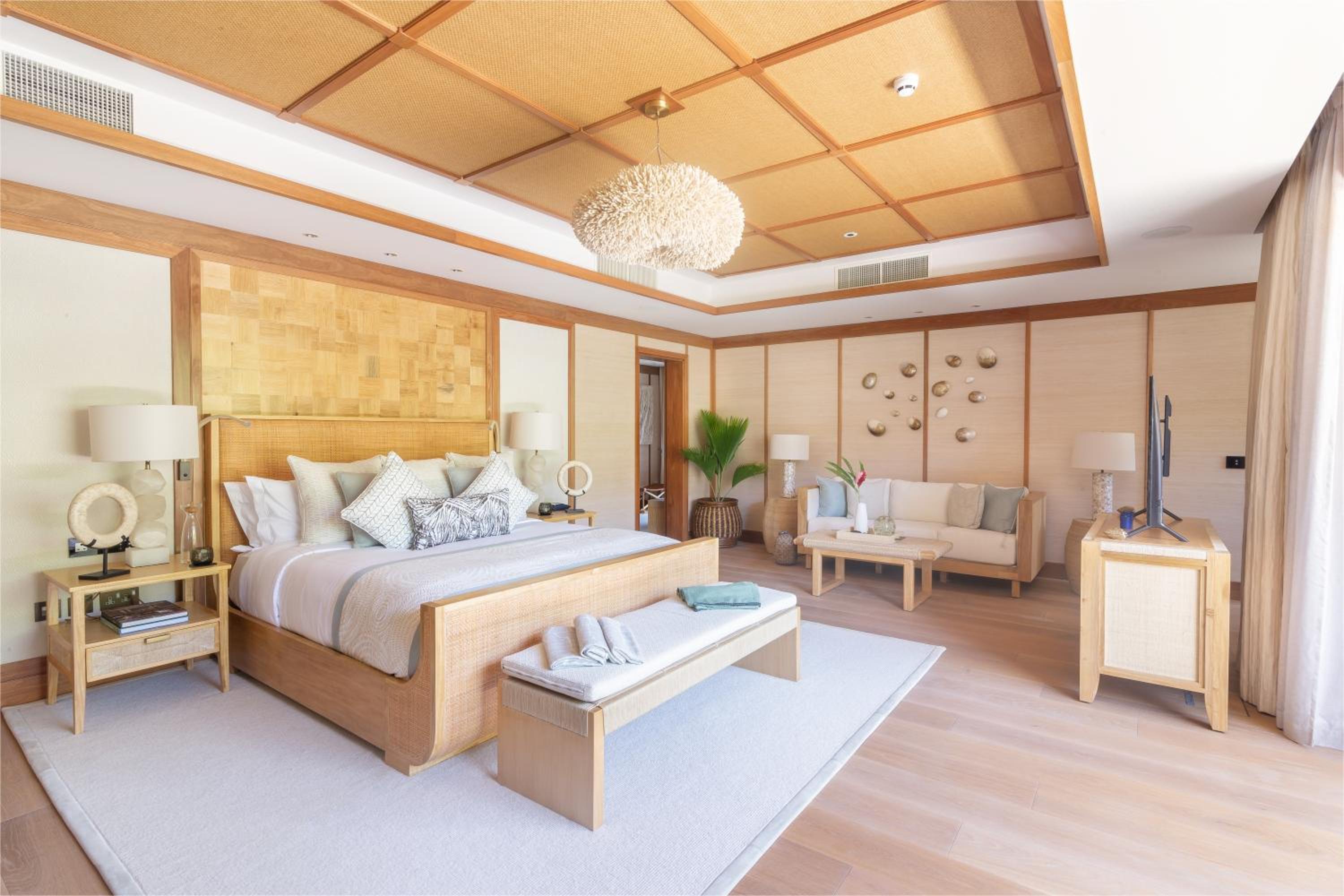 Emperatriz Mountain View