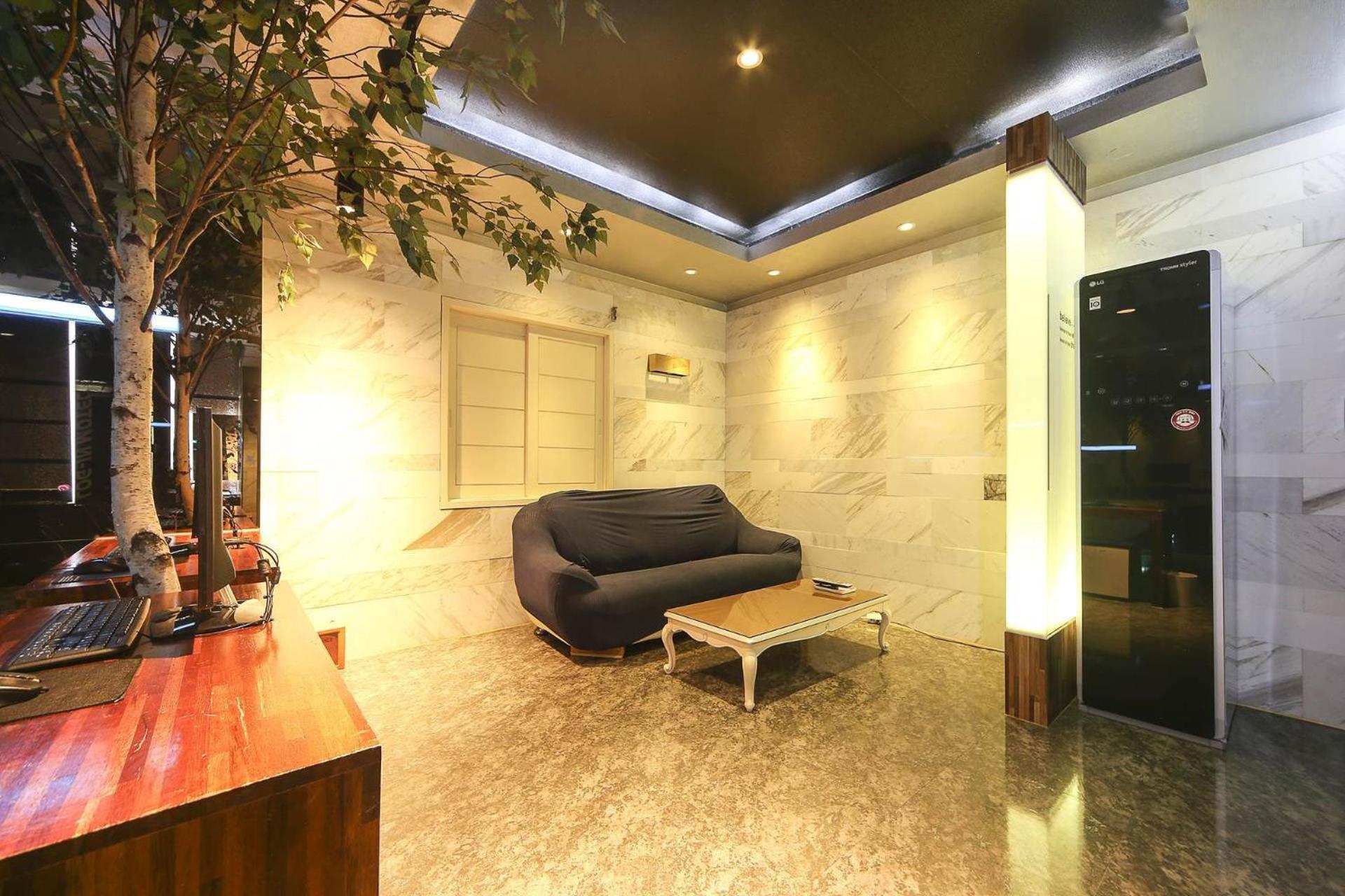 Premier Room