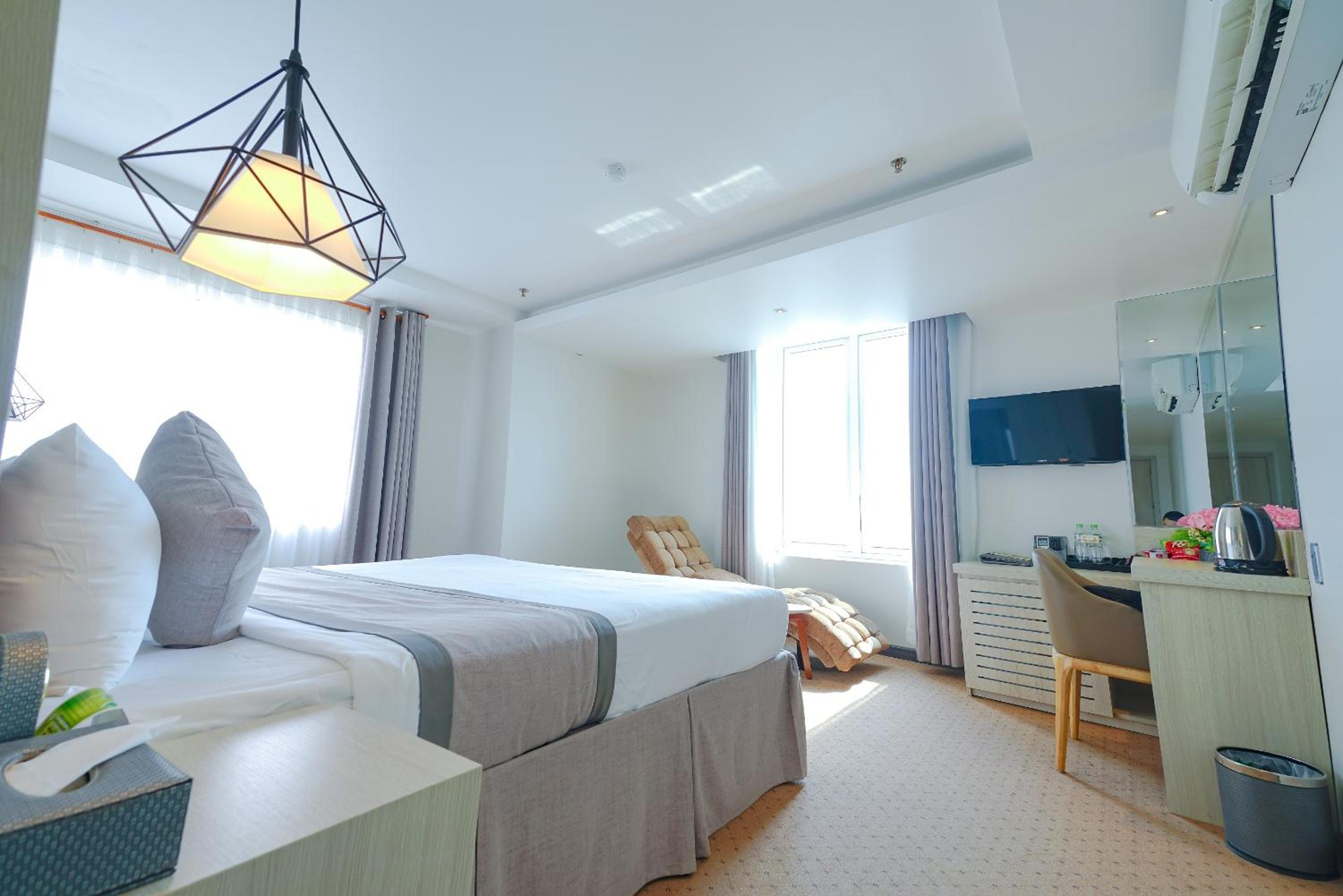 Deluxe Double Room photo 3
