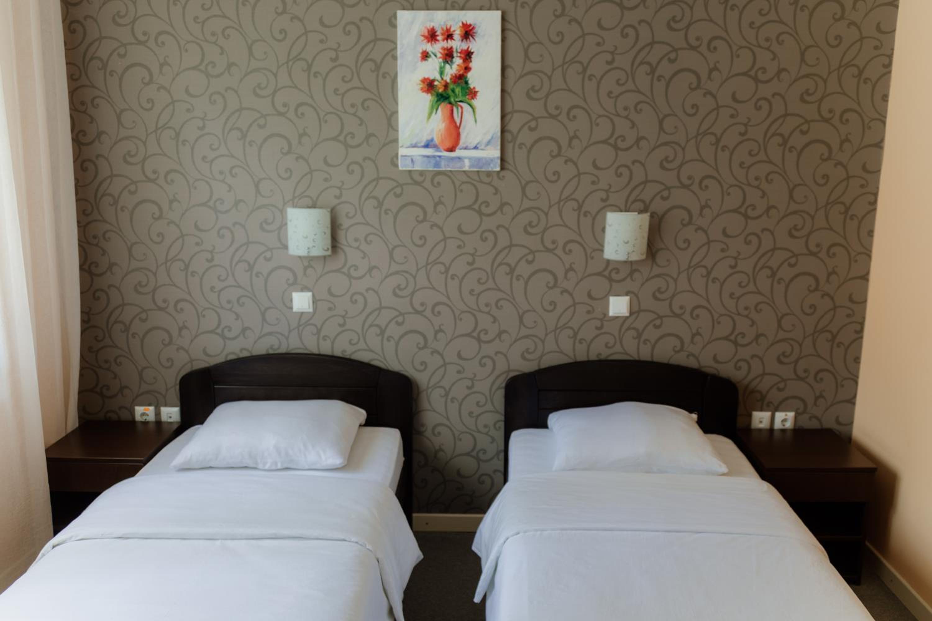 Standard Twin Room photo 2