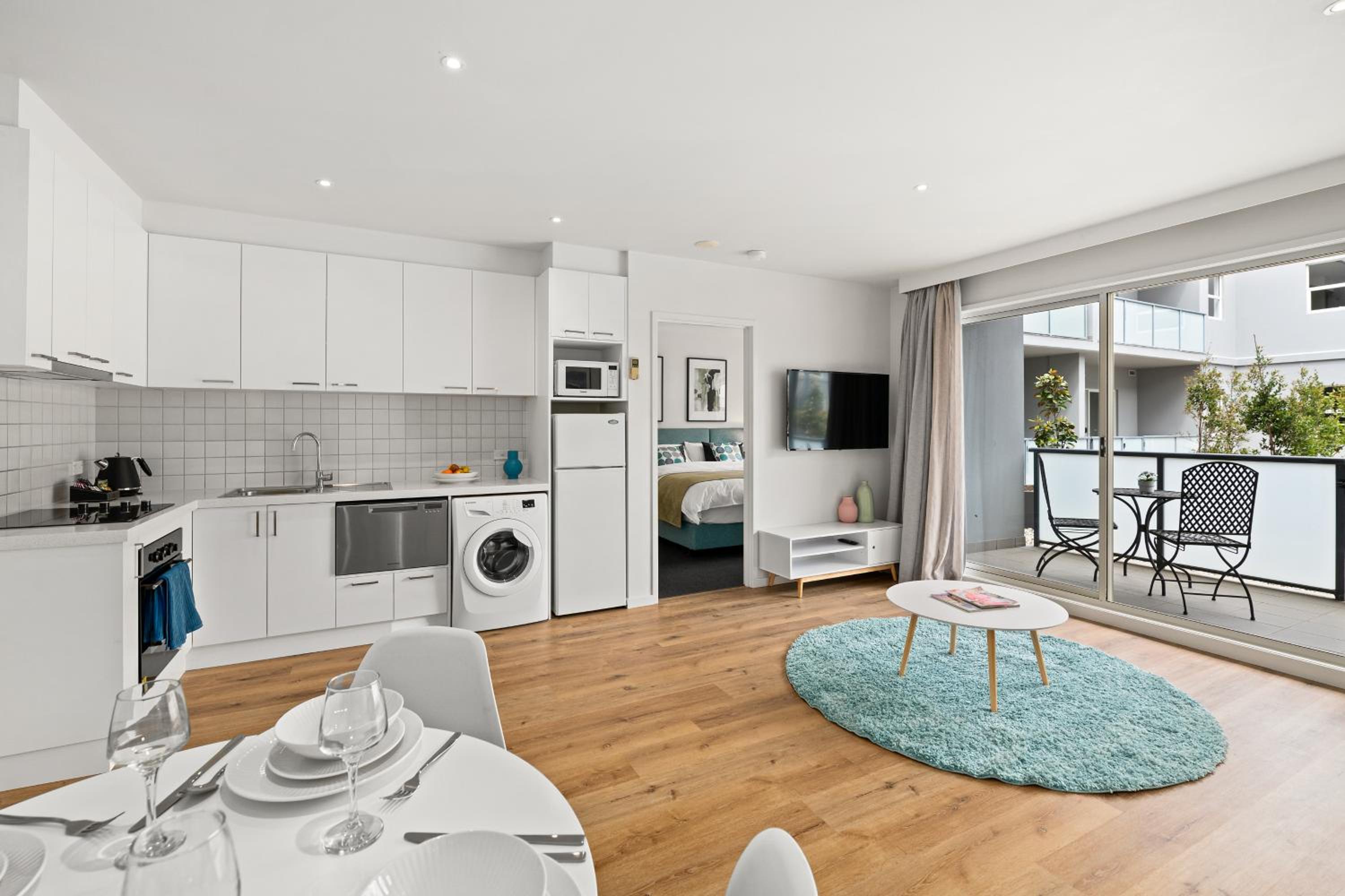 One-Bedroom Apartment - Photo 3