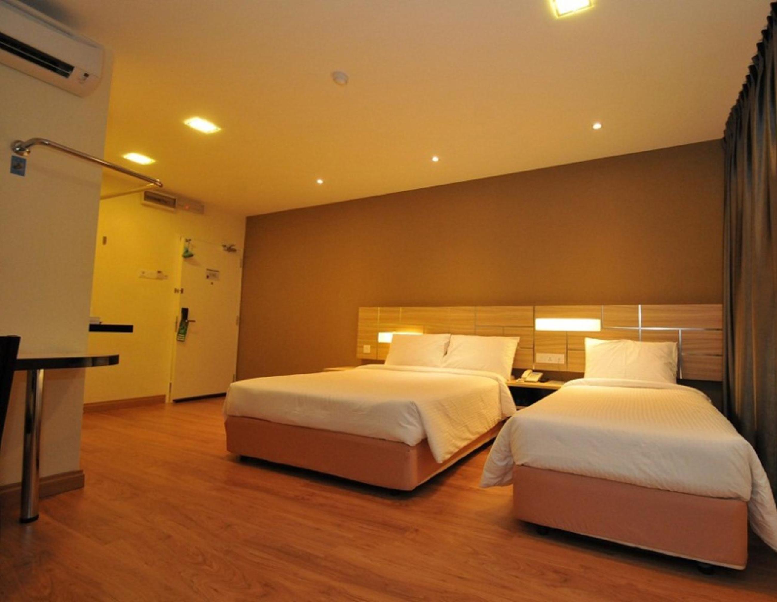 Standard Family Room - Photo 1
