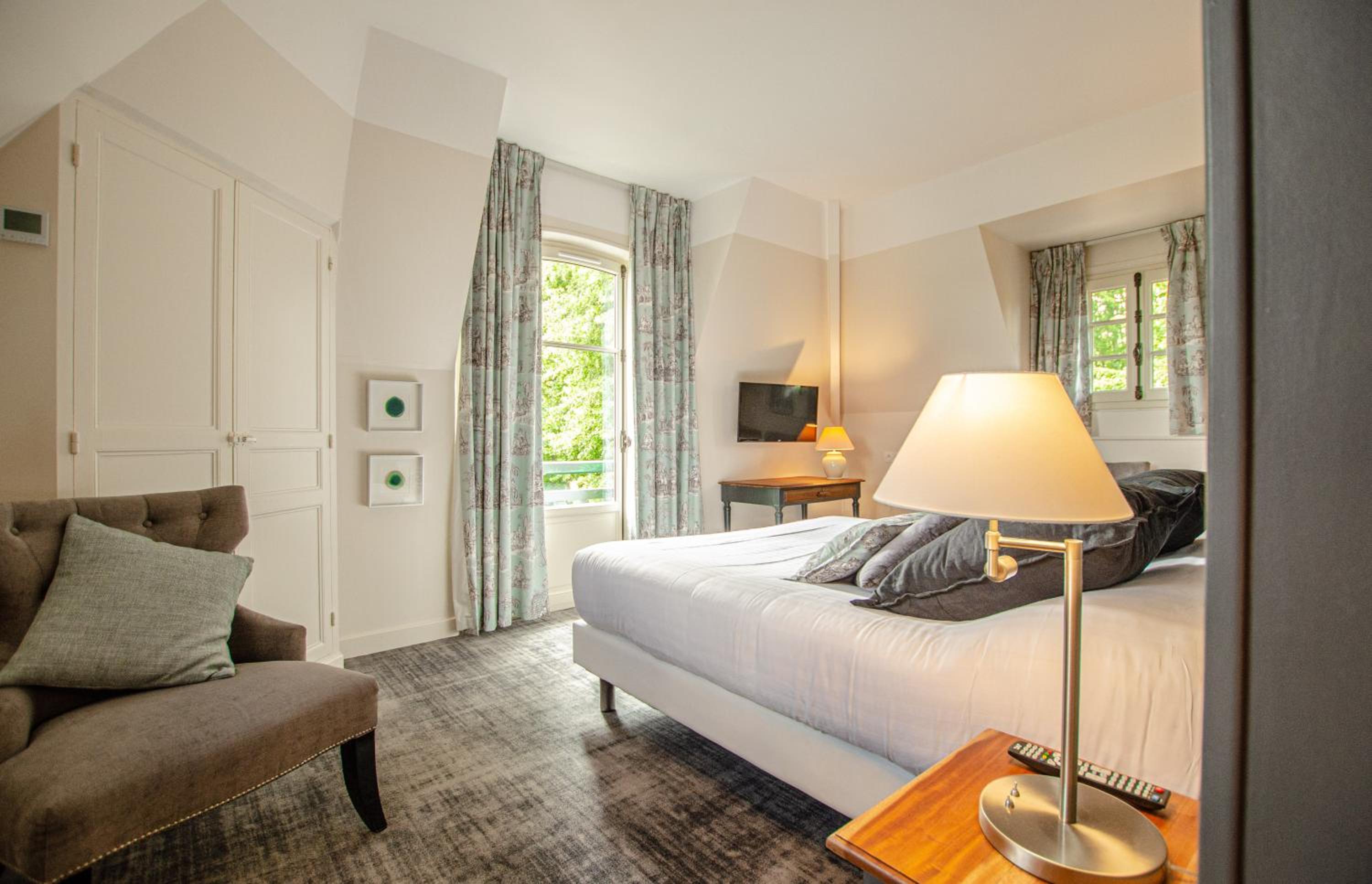 Standard Double Room with River View photo 3