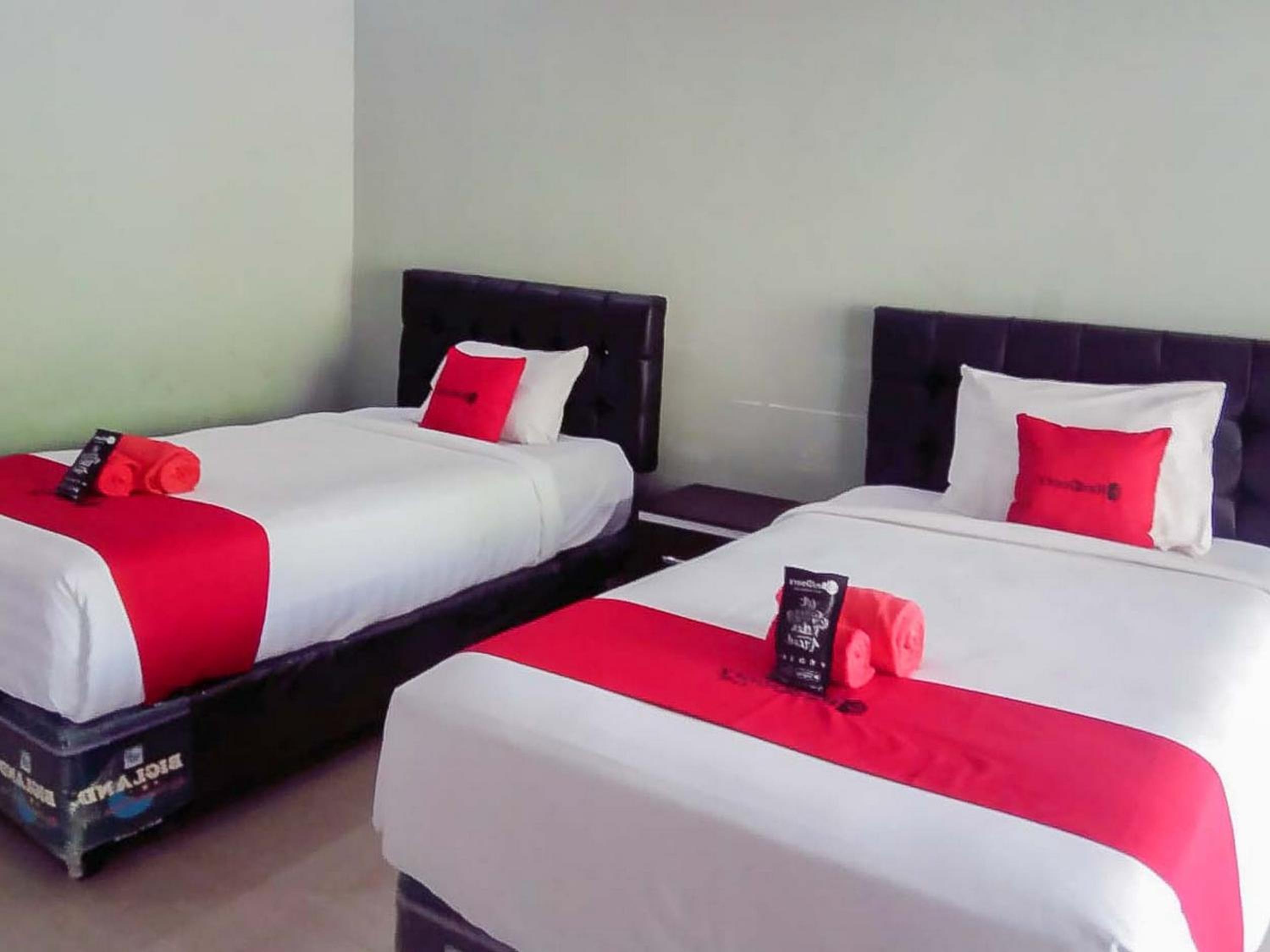 Twin Room - Photo 14
