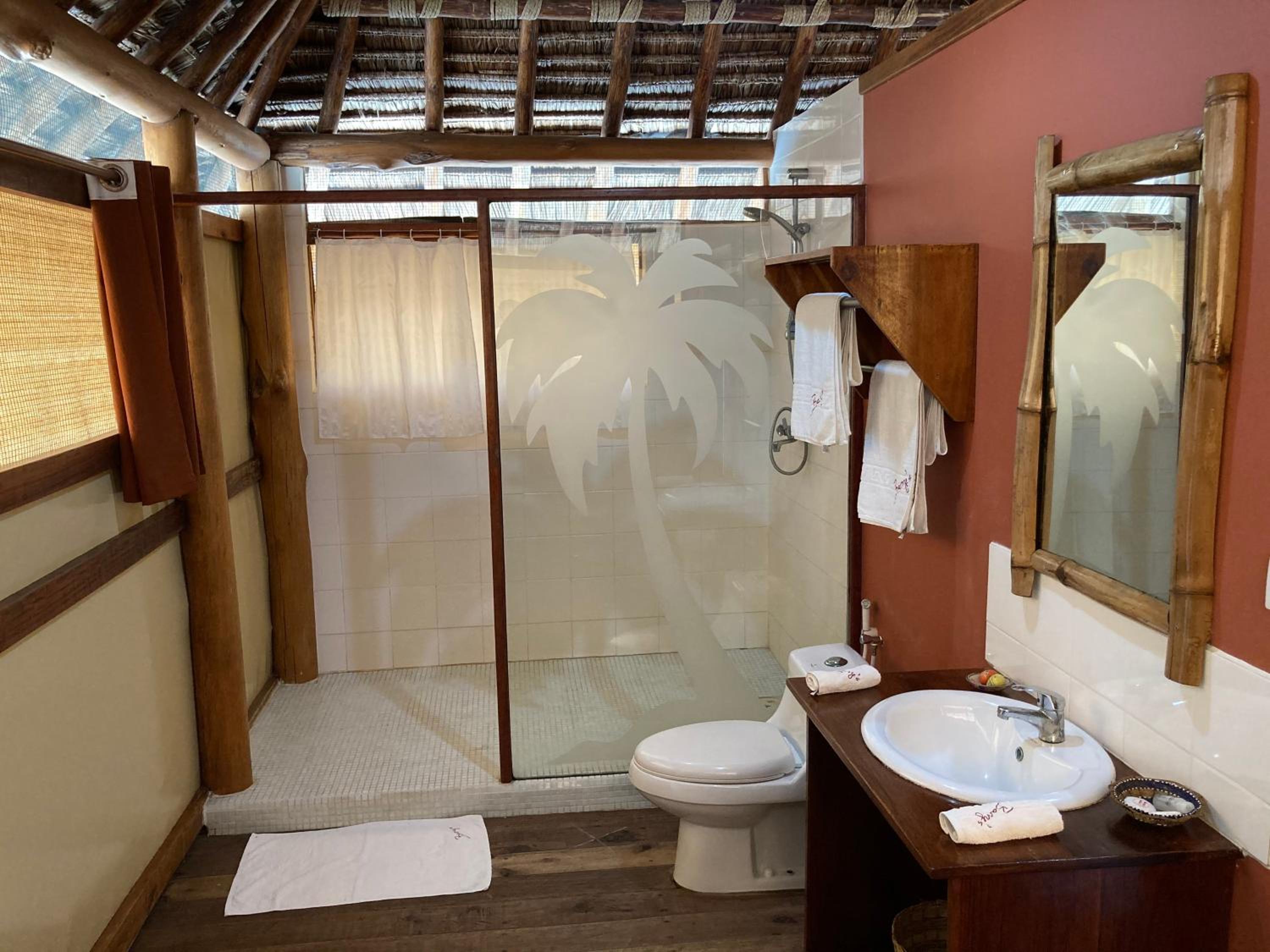 Deluxe Twin Room photo 3