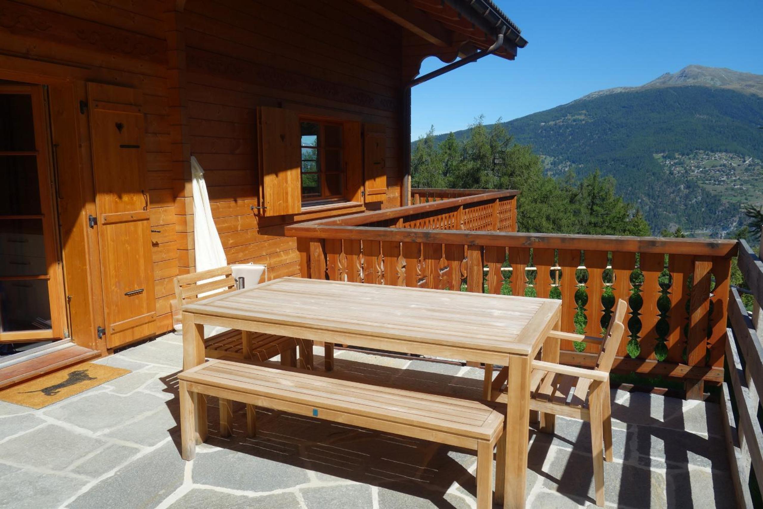 Superior Chalet photo 2