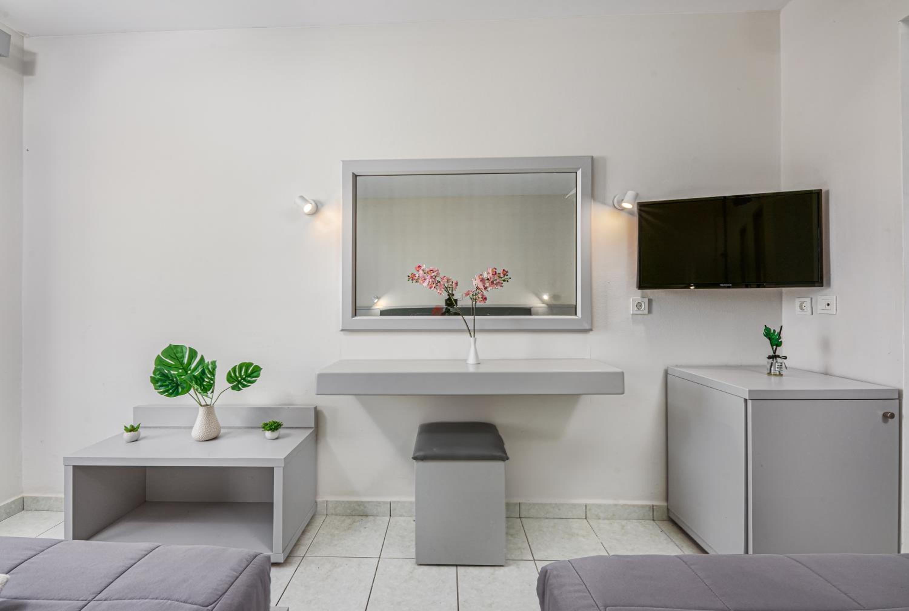 Standard Room photo 3