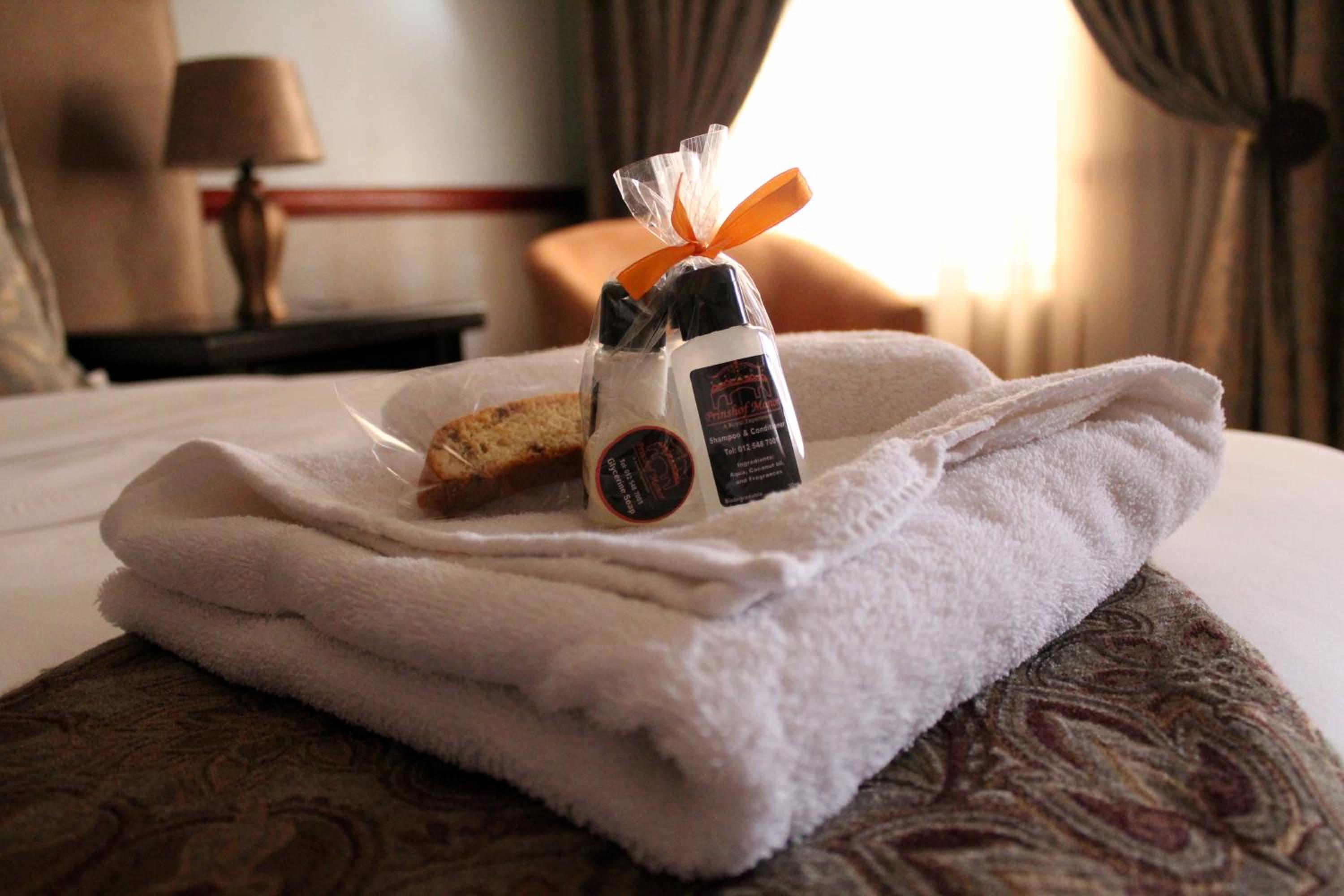 Superior Double or Twin Room with Garden View - Photo 3