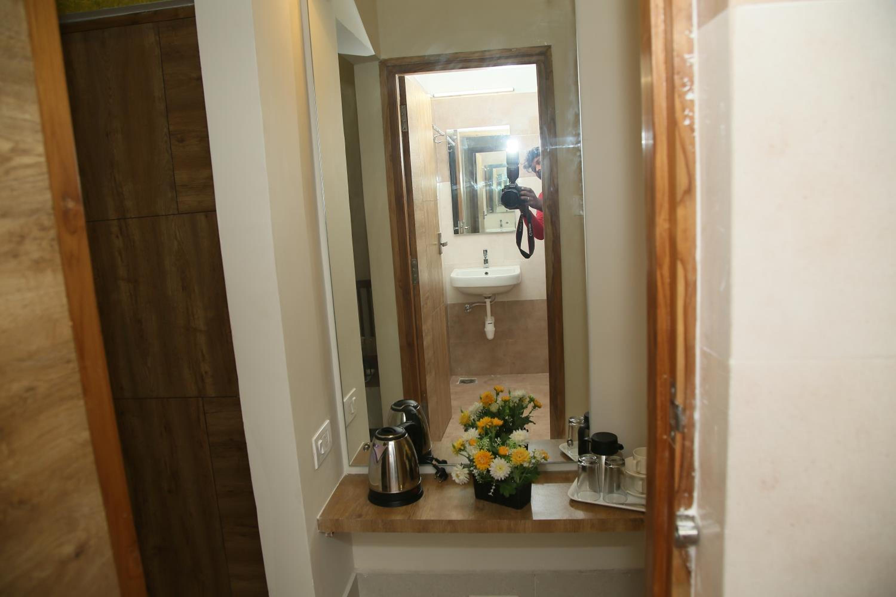 Deluxe Double Room - Photo 8