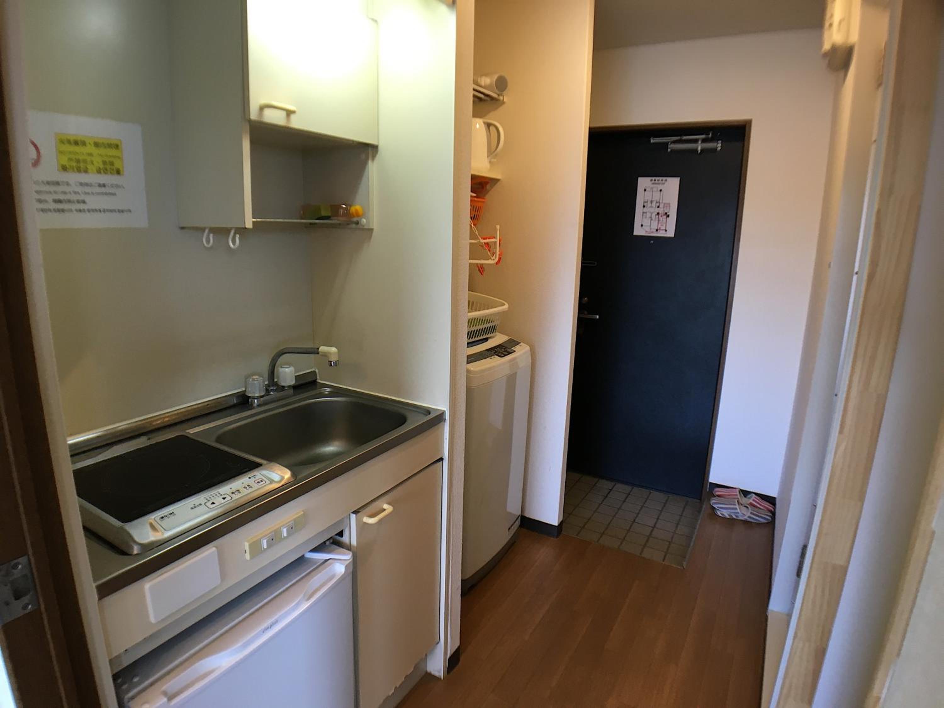 Apartment with Balcony 805 - Photo 3