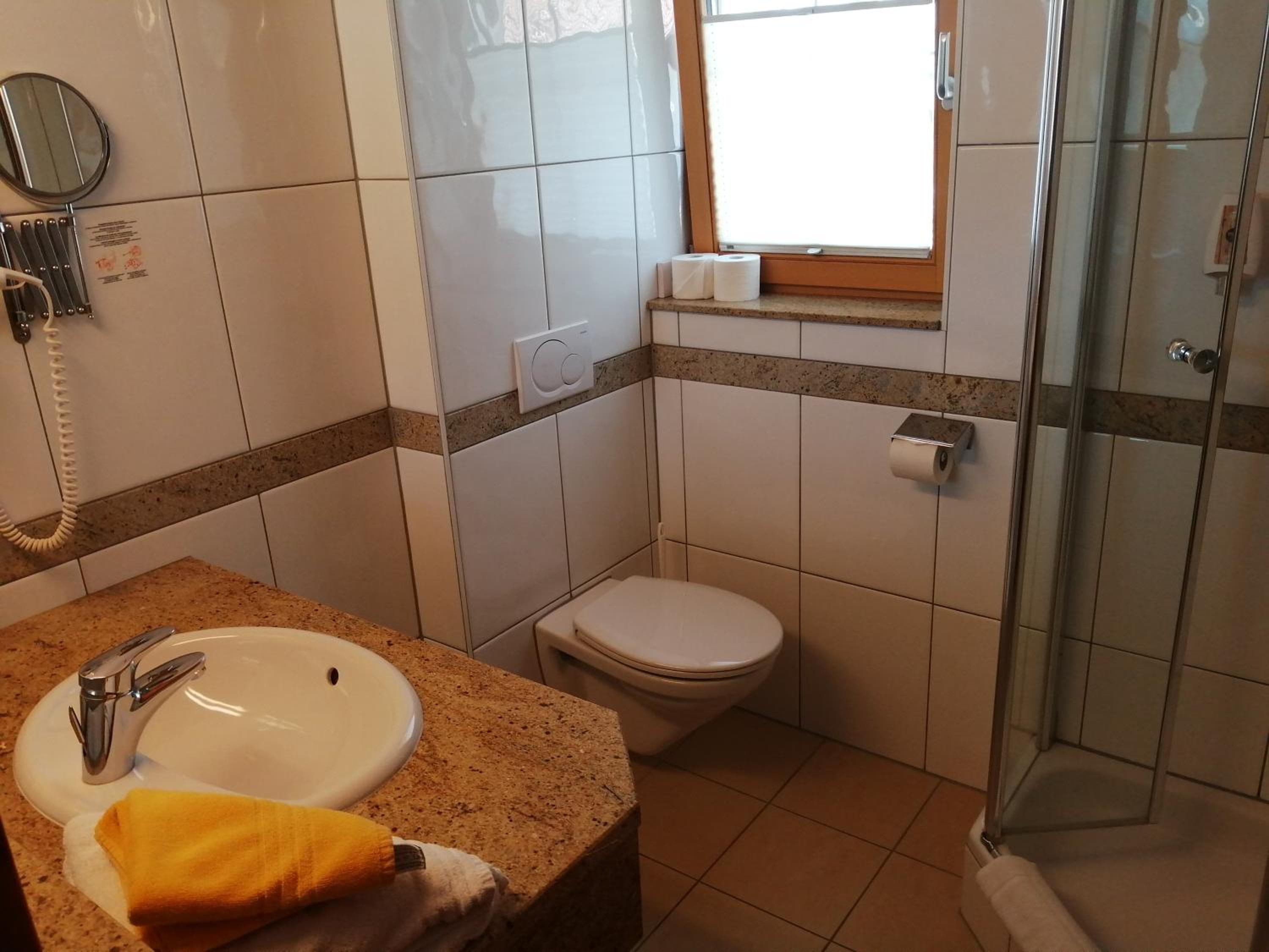 Single Room photo 3