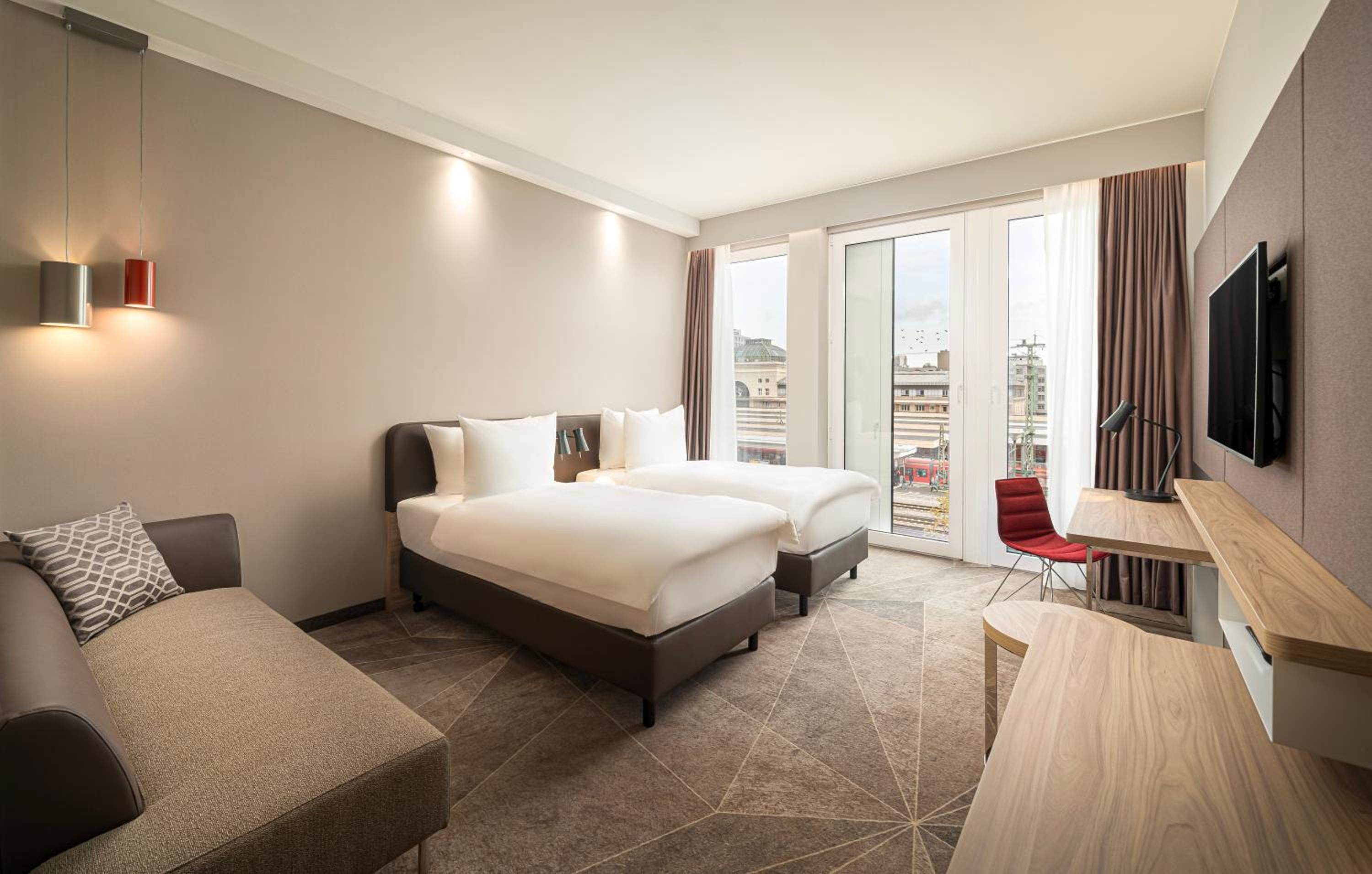 Standard Twin Room - Photo 1