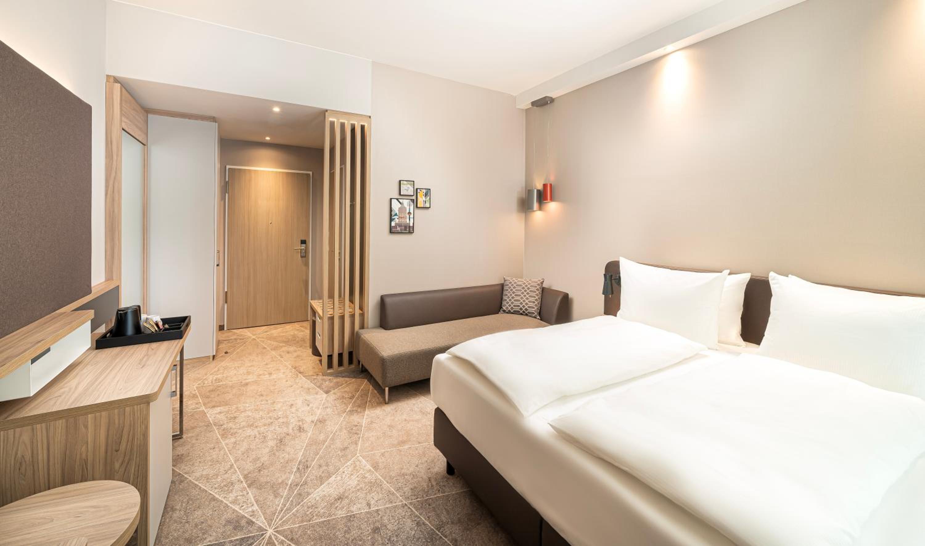 Standard Double Room - Photo 1
