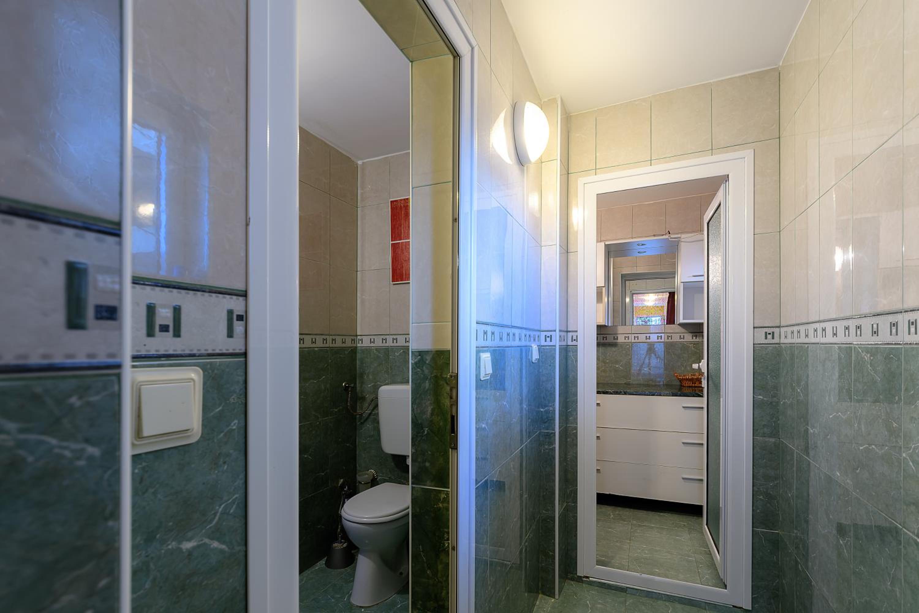 Apartment - Ground Floor - Photo 13