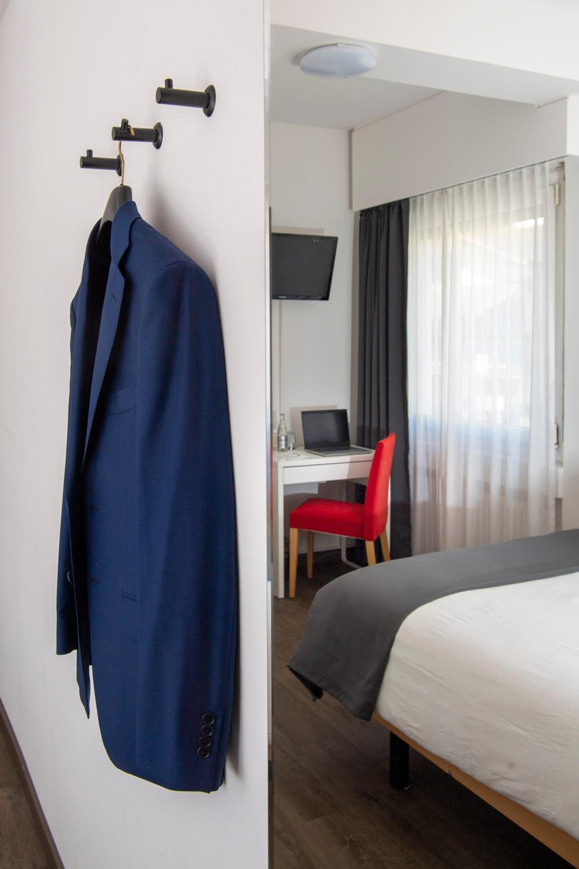 Single Room photo 3