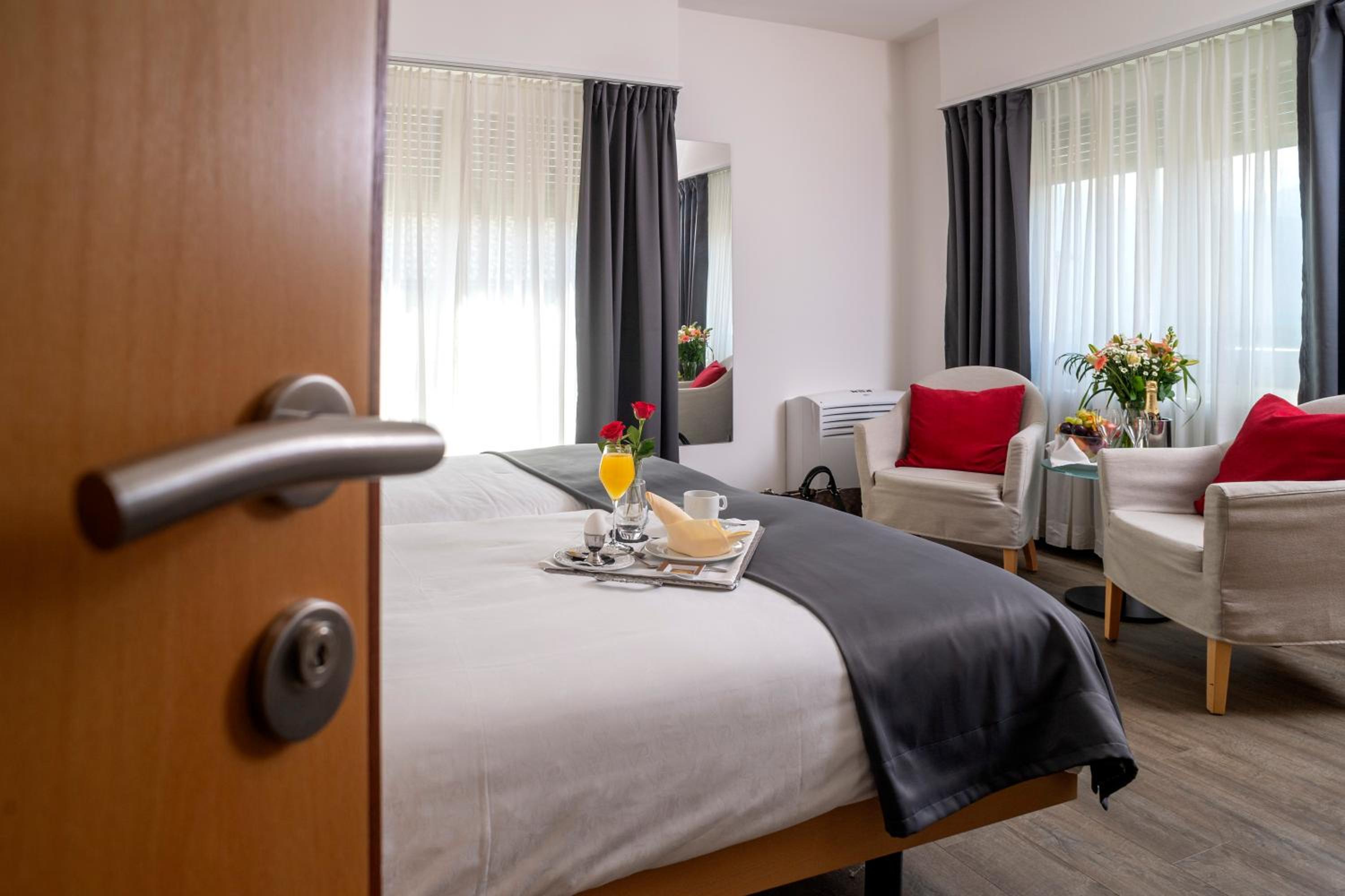Double Room - Photo 1
