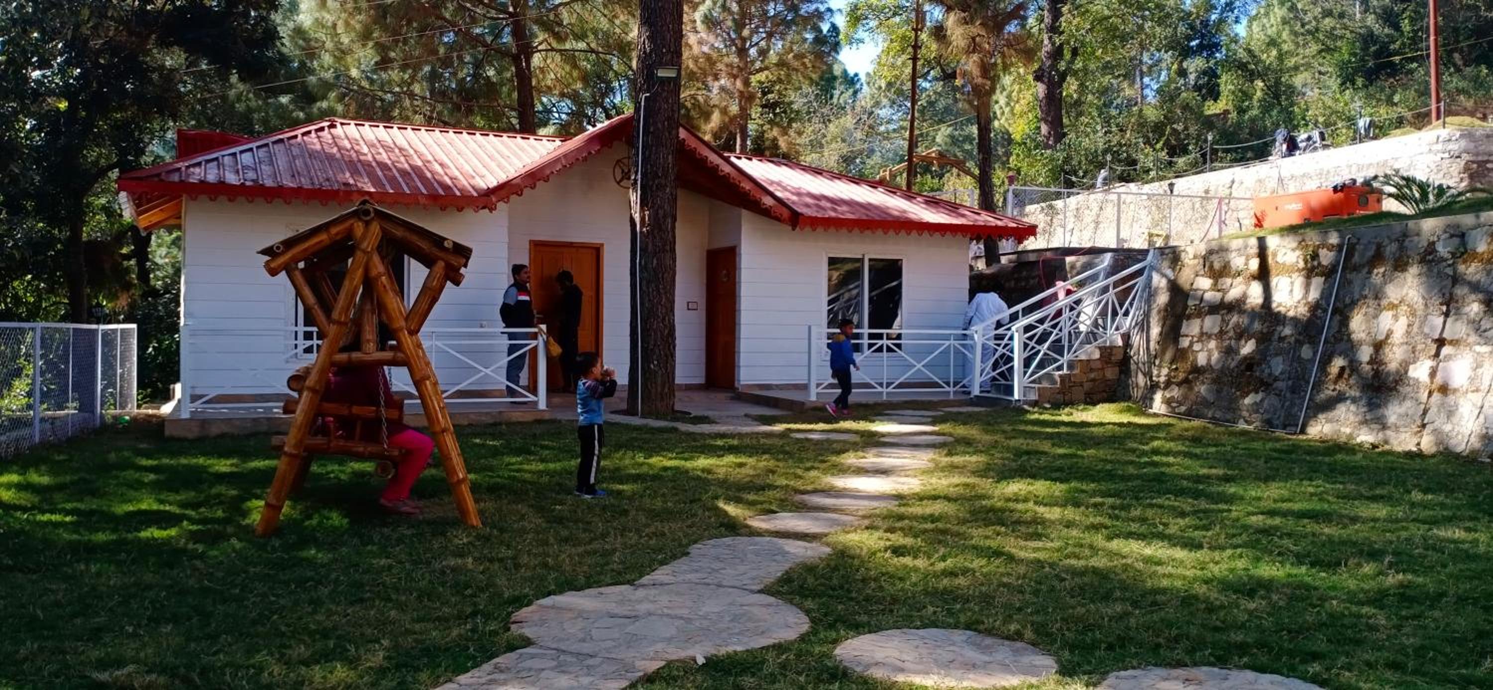 Three-Bedroom Chalet - Photo 2