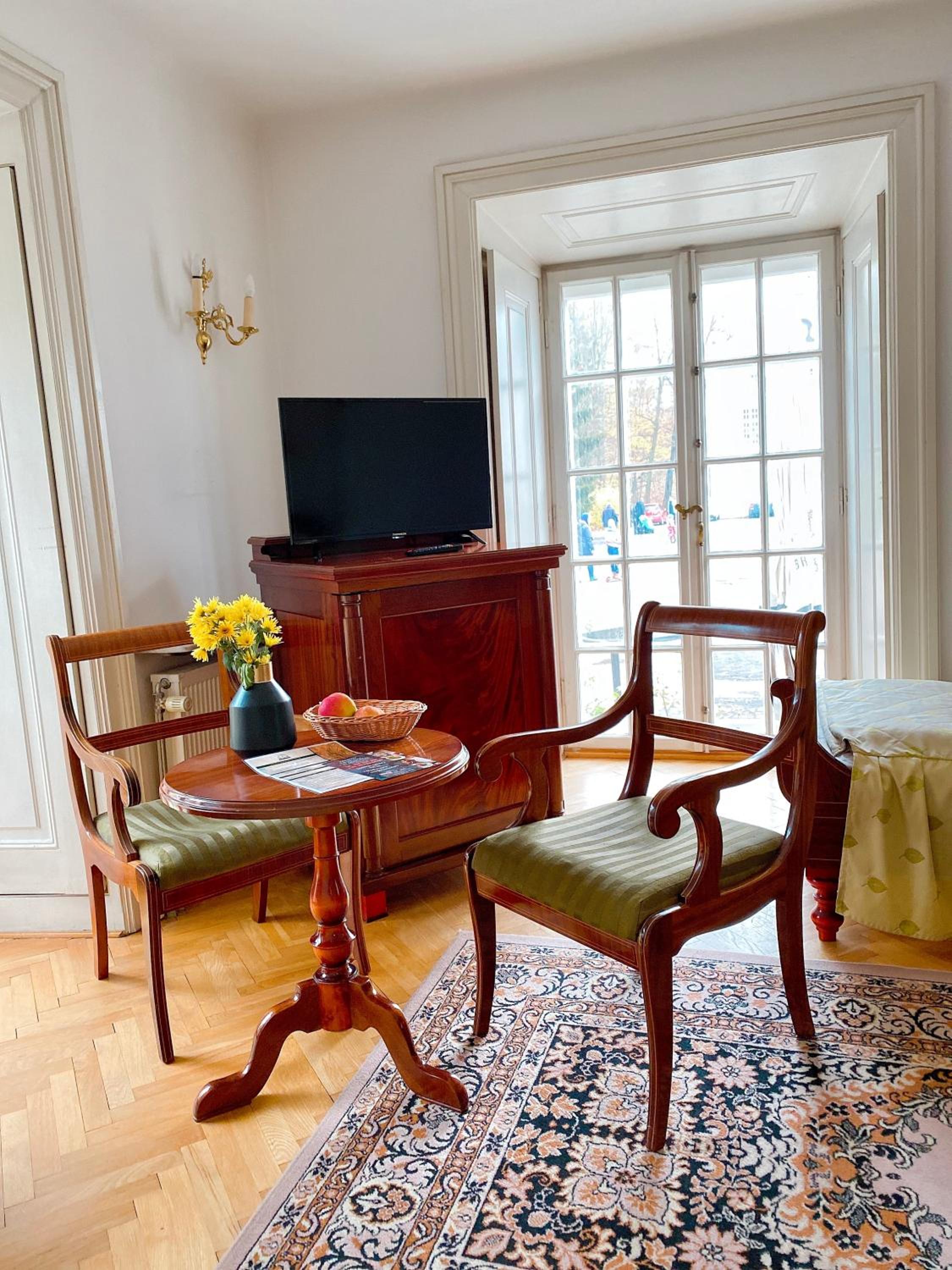 Twin Room - Photo 1
