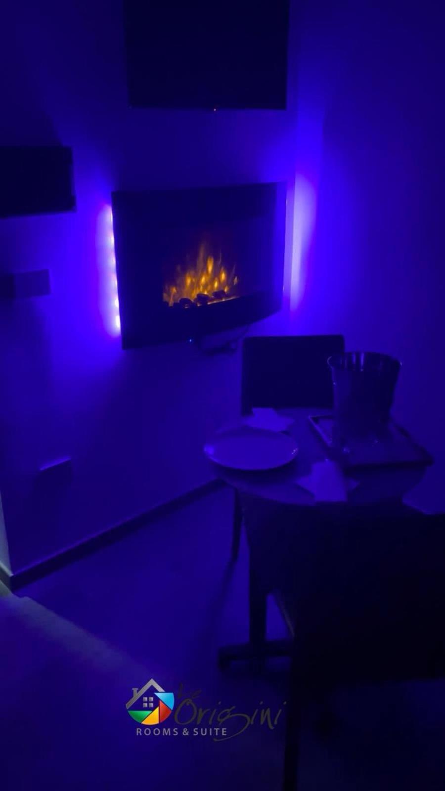 Deluxe King Room - Photo 17