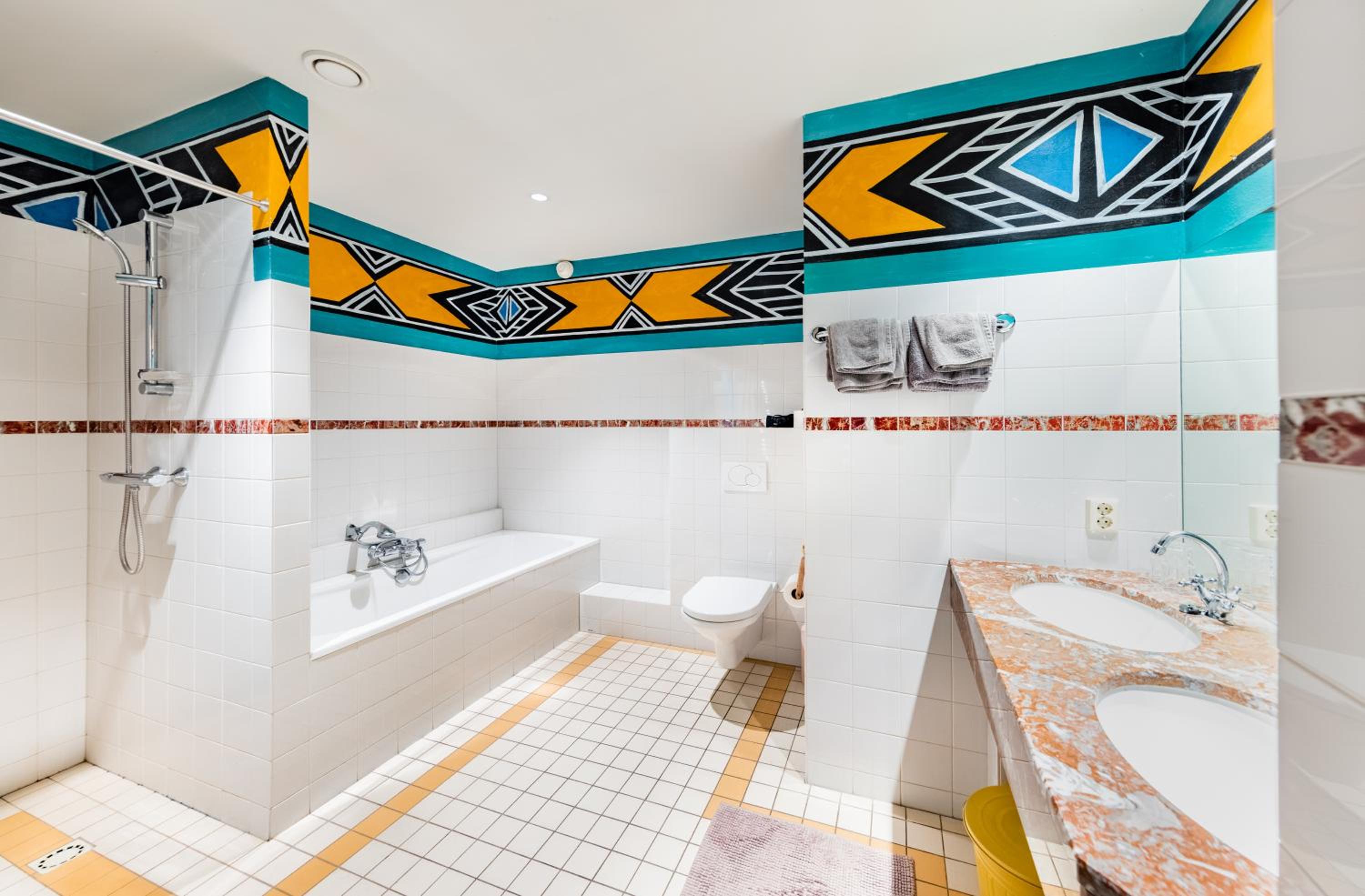 Deluxe Double Room with Bath photo 2