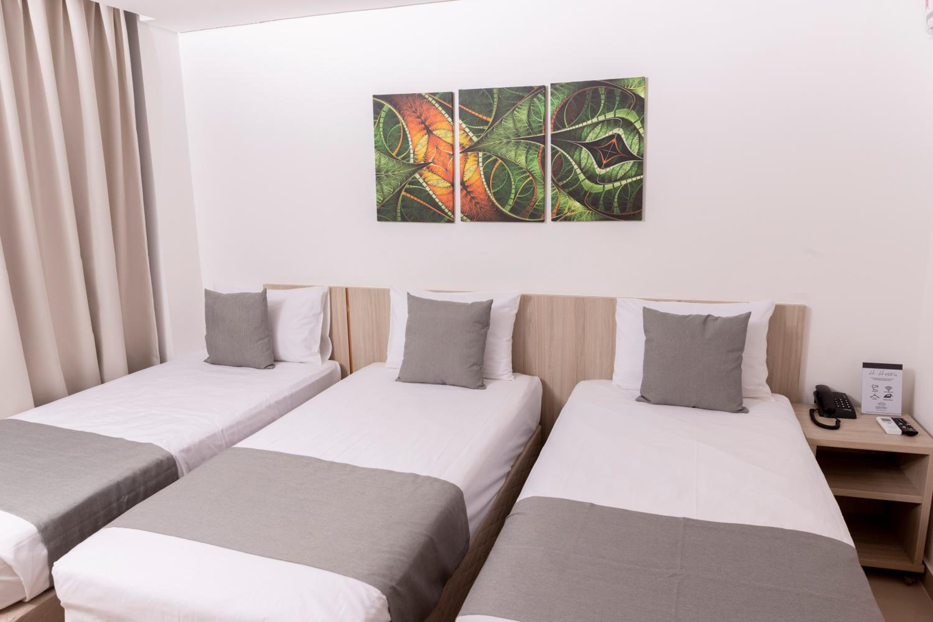 Standard Triple Room - Photo 4