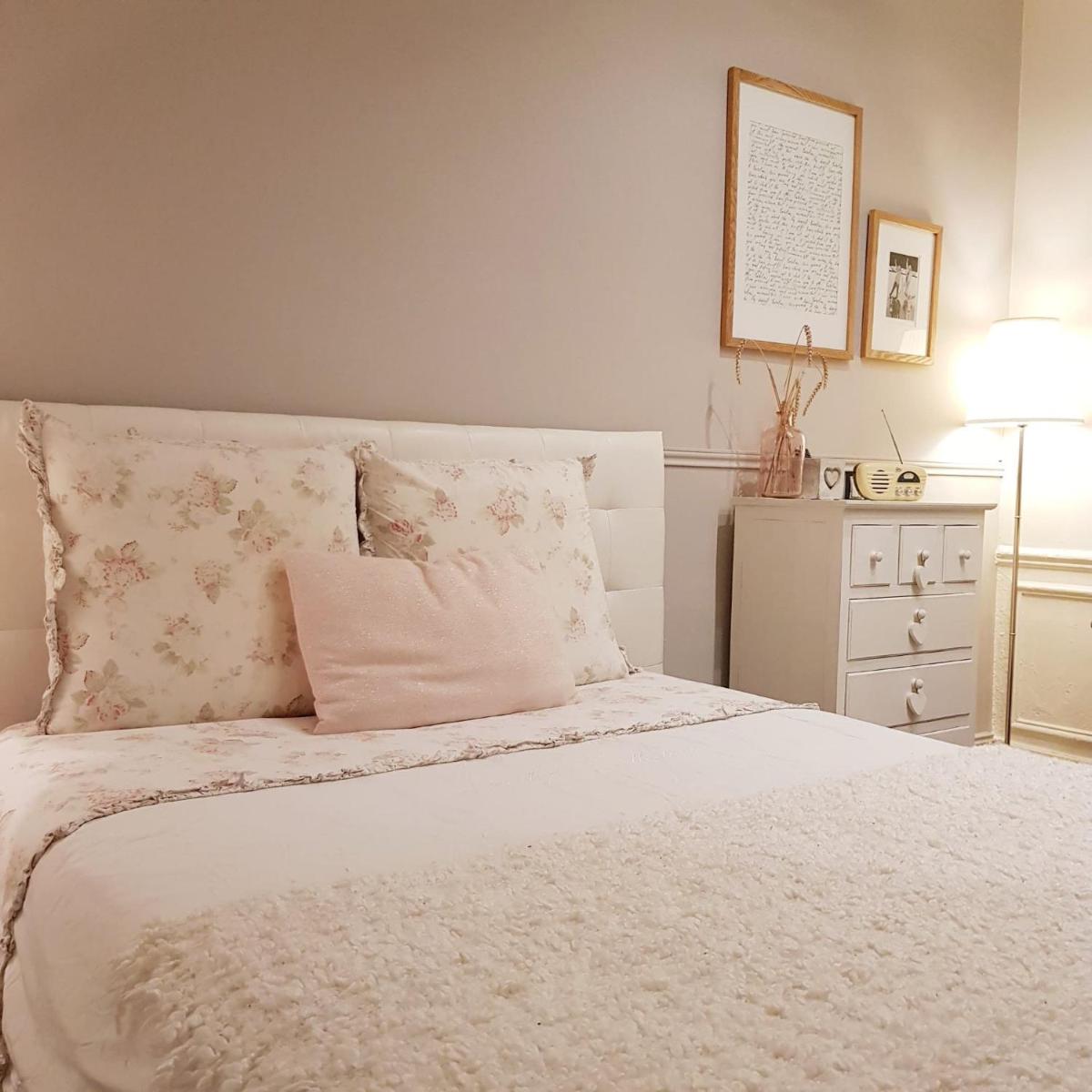 Studio Apartment photo 2