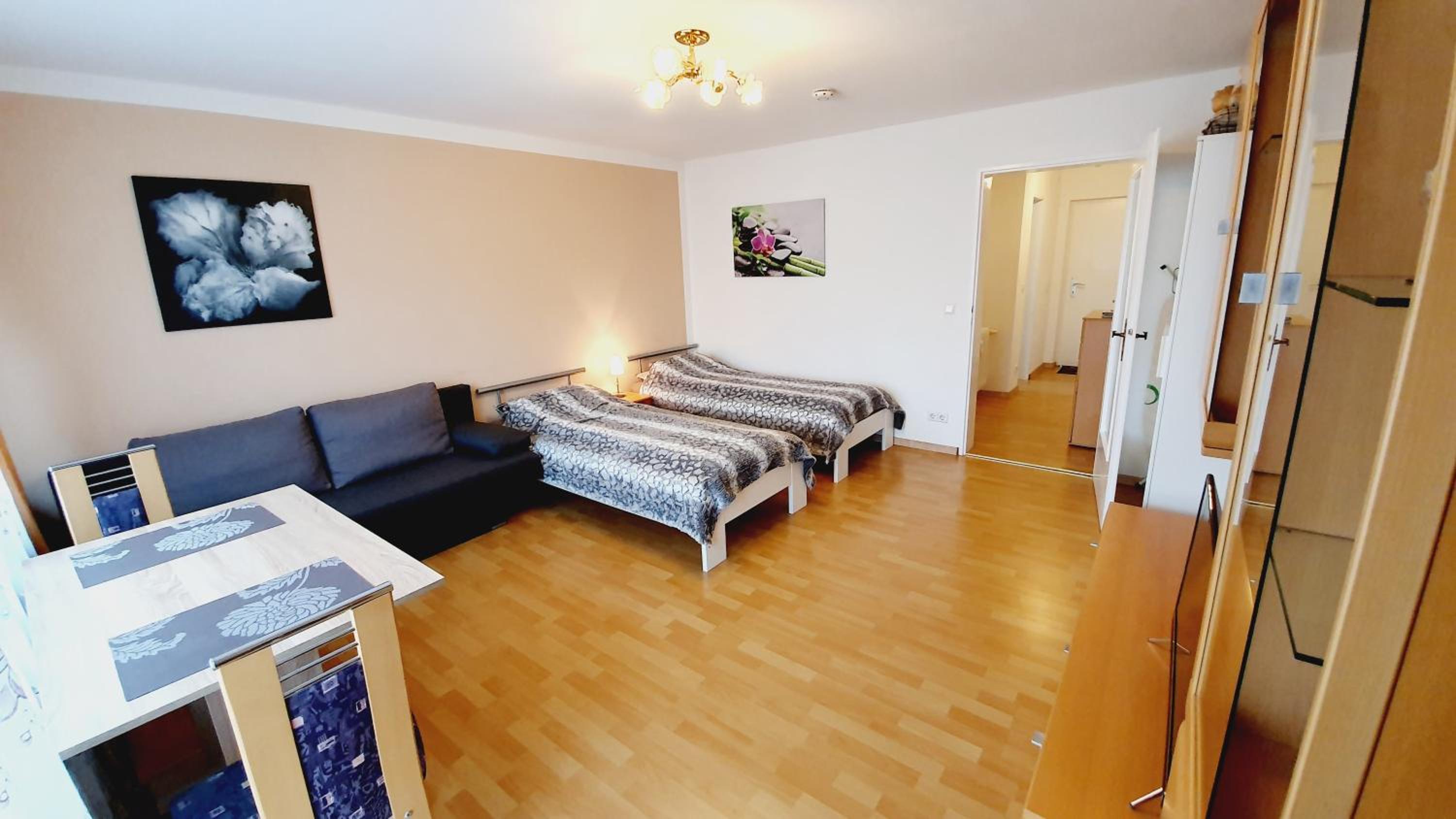 Apartment with Balcony photo 1