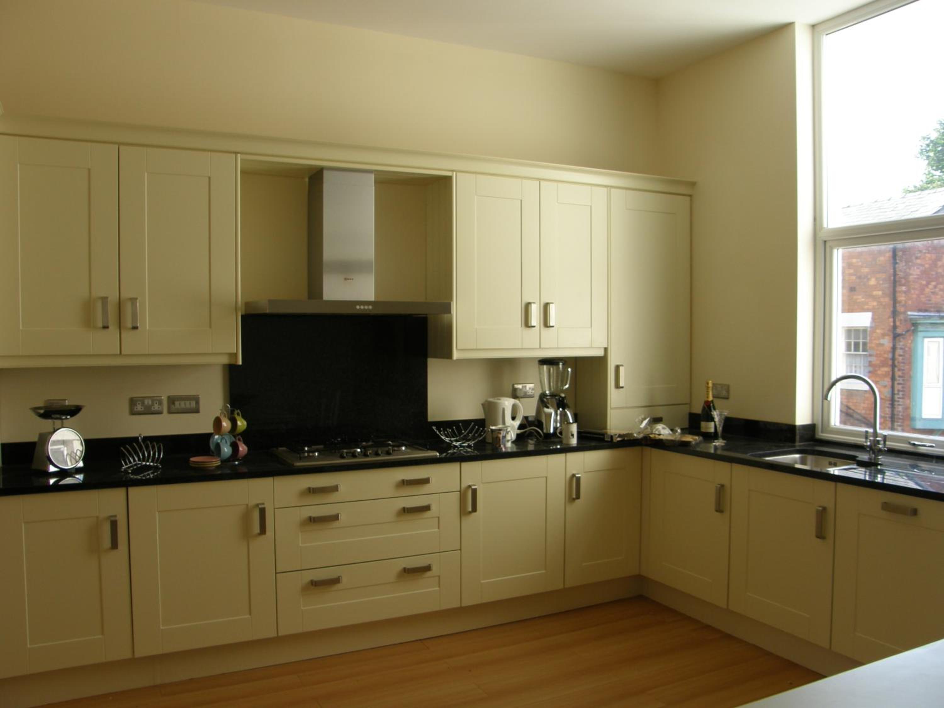 Three-Bedroom Apartment photo 3