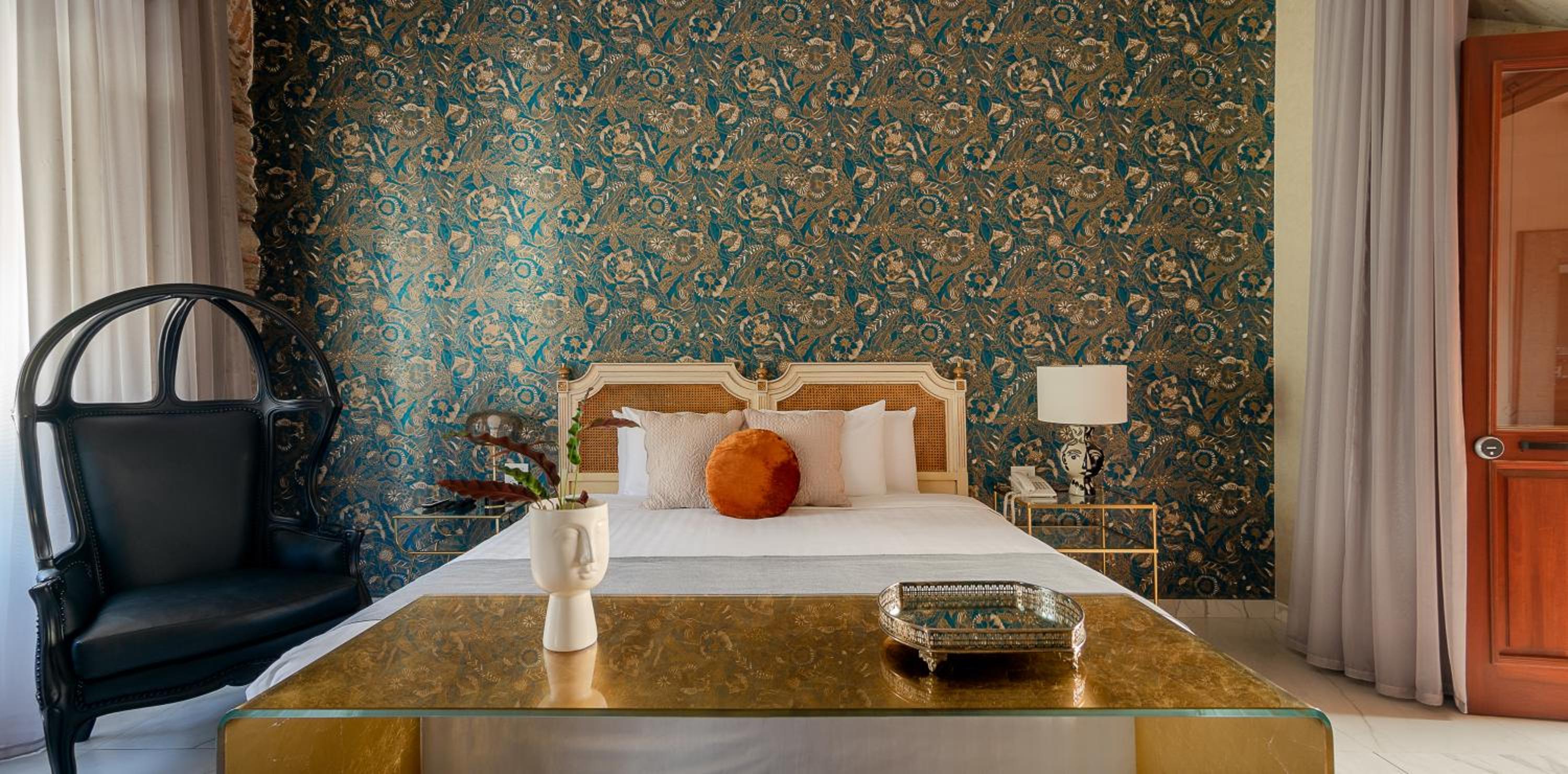 King Room with Balcony photo 2