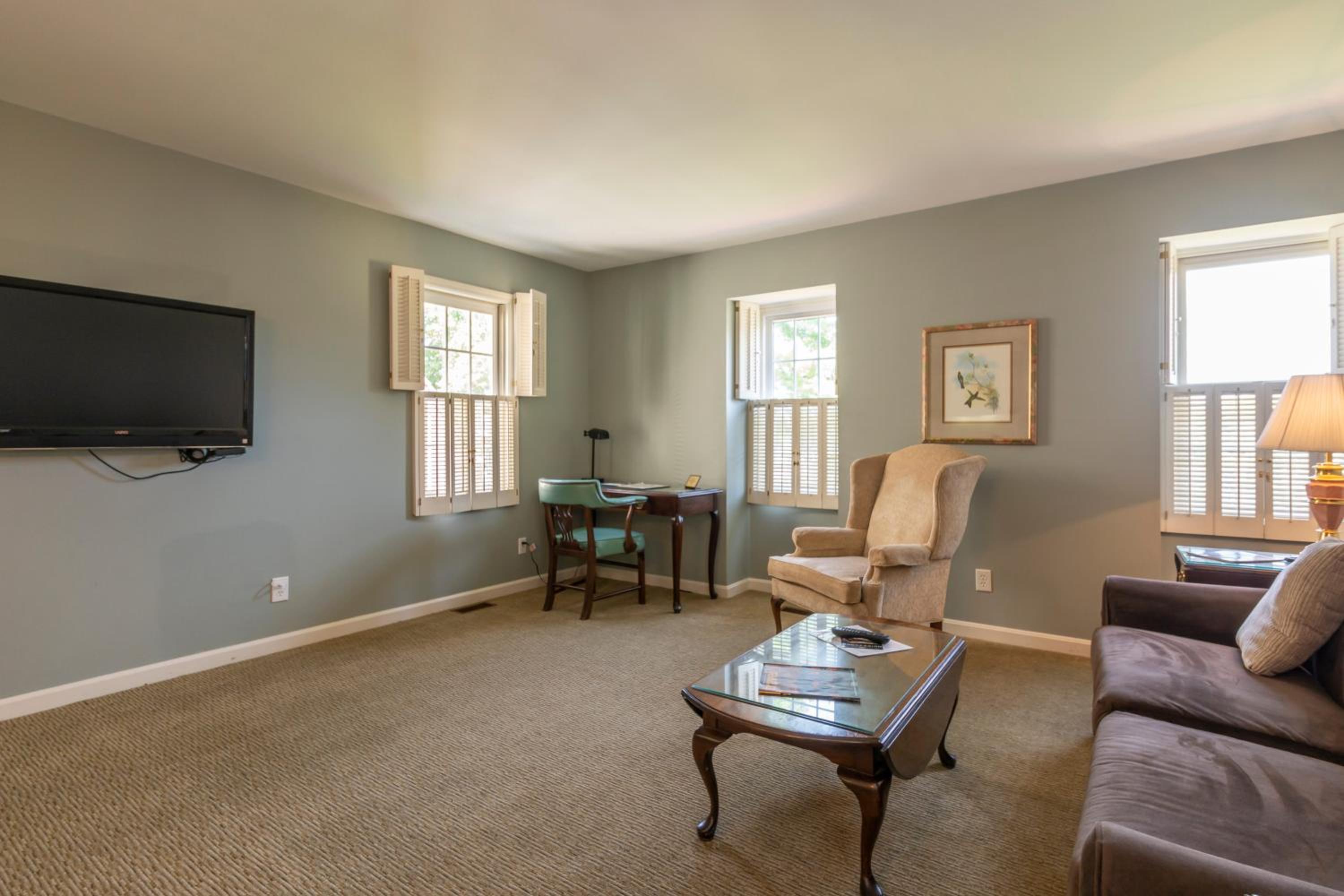 King Suite - Second Floor - Photo 11