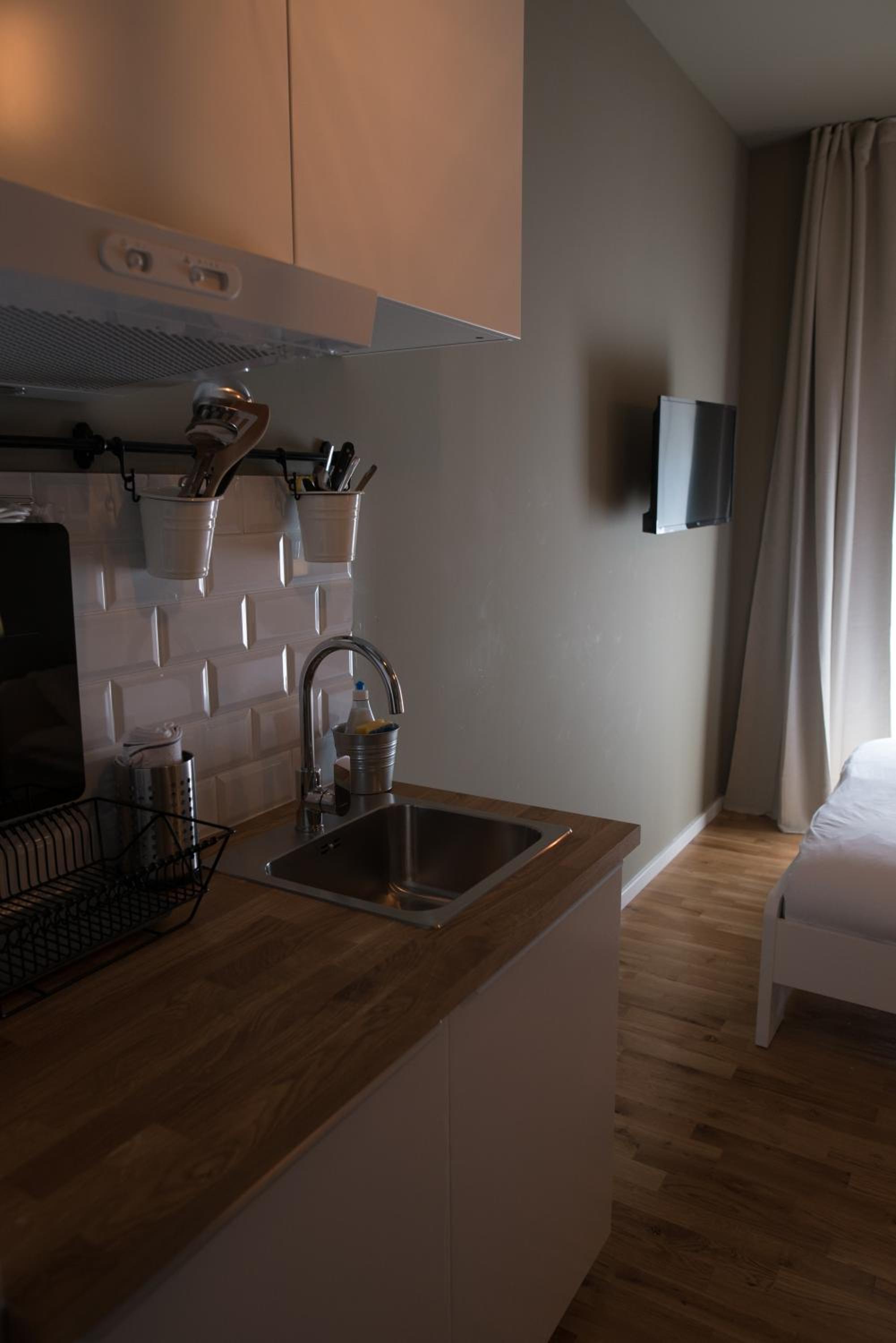 One-Bedroom Apartment - Photo 10