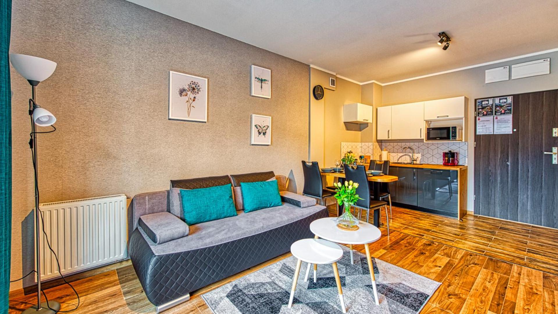 One-Bedroom Apartment - Photo 5