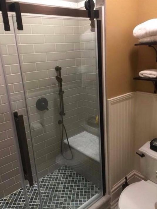Deluxe Suite photo 2