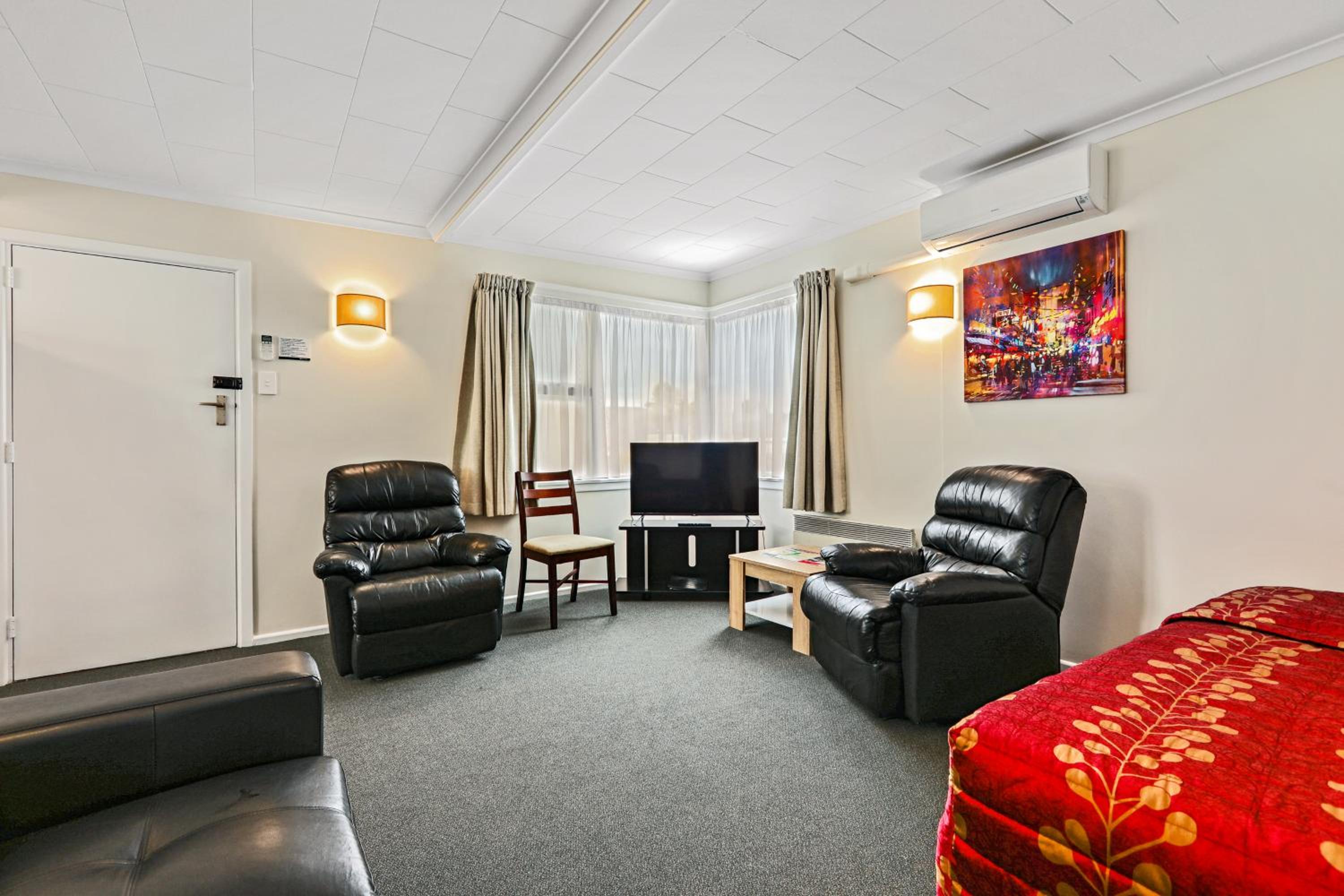 Family Apartment photo 1