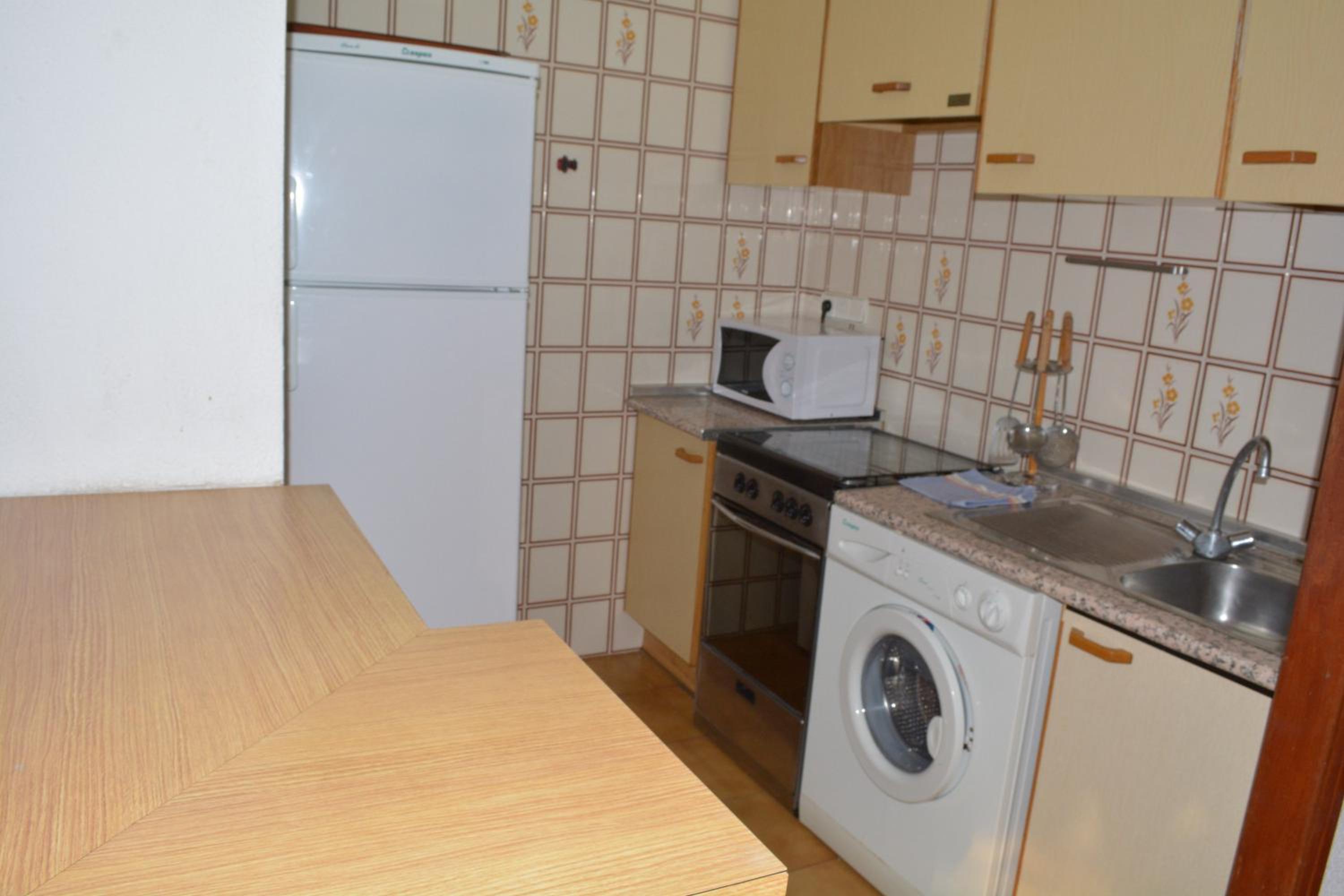 Two-Bedroom Apartment with Sea View (4-6 Adults) photo 2