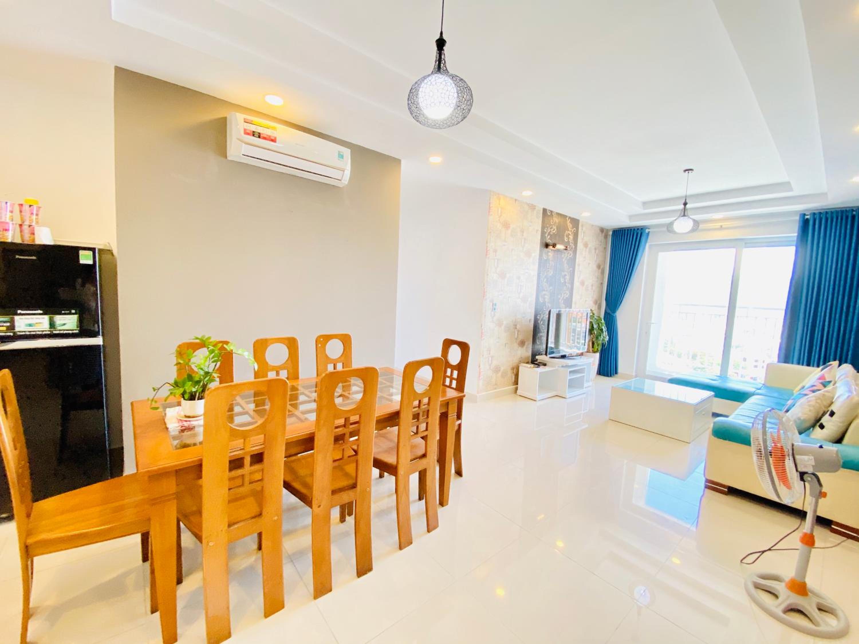 Two-Bedroom Apartment - Photo 32