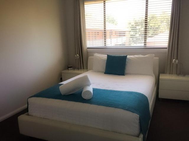 Two-Bedroom Apartment - Not pet friendly - Photo 2