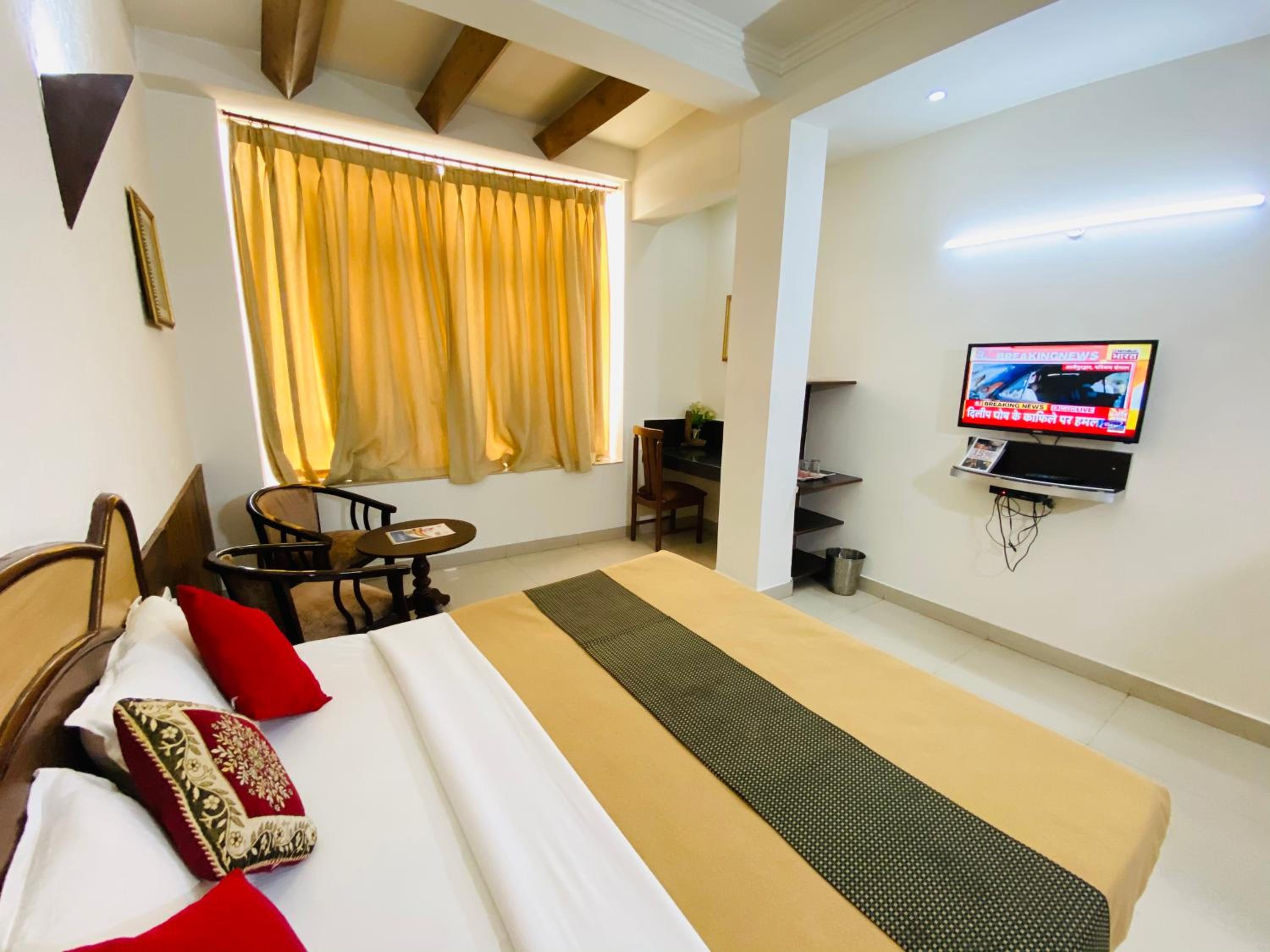 Superior Deluxe Double or Twin Room  - Photo 4