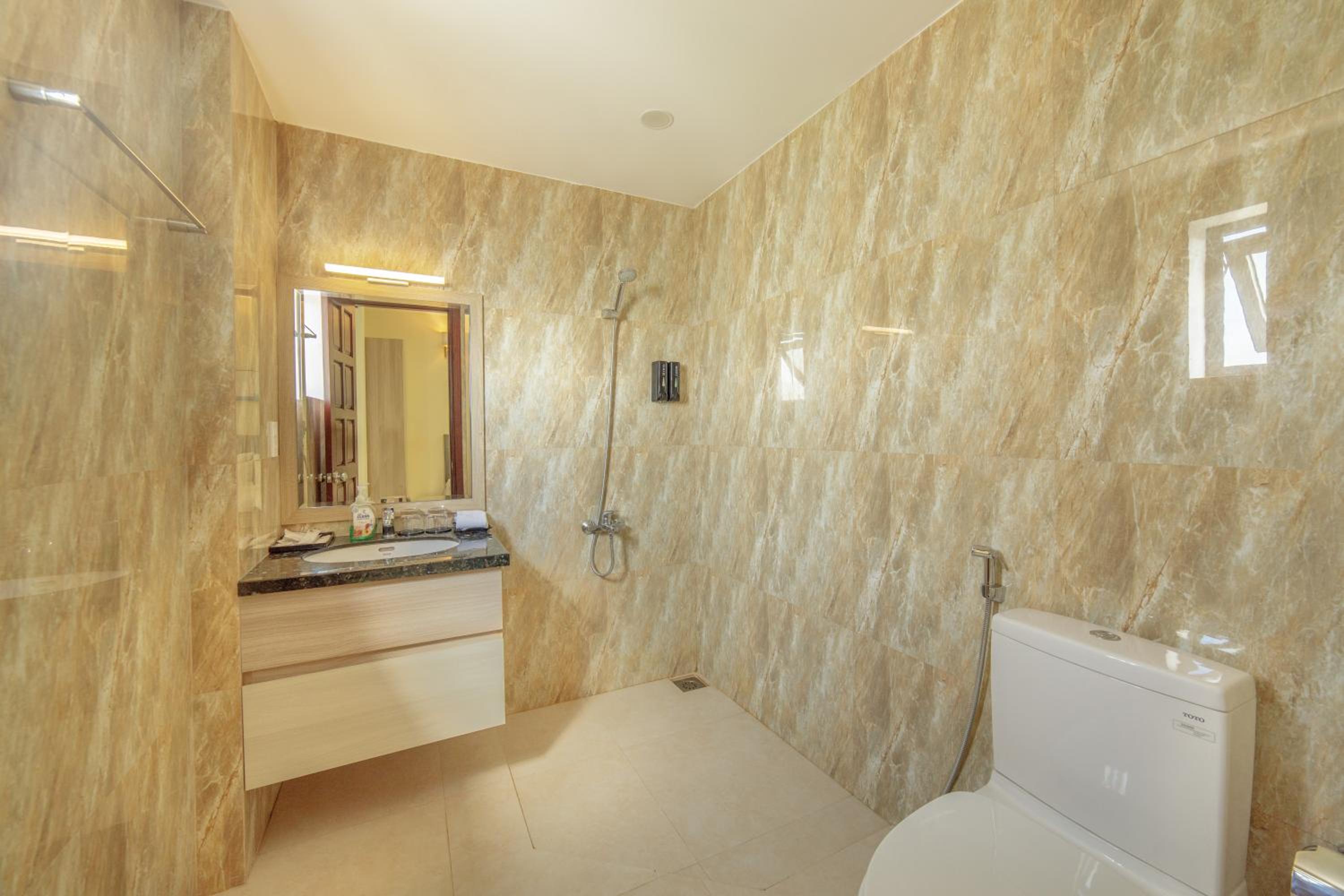 Deluxe Double Room photo 2