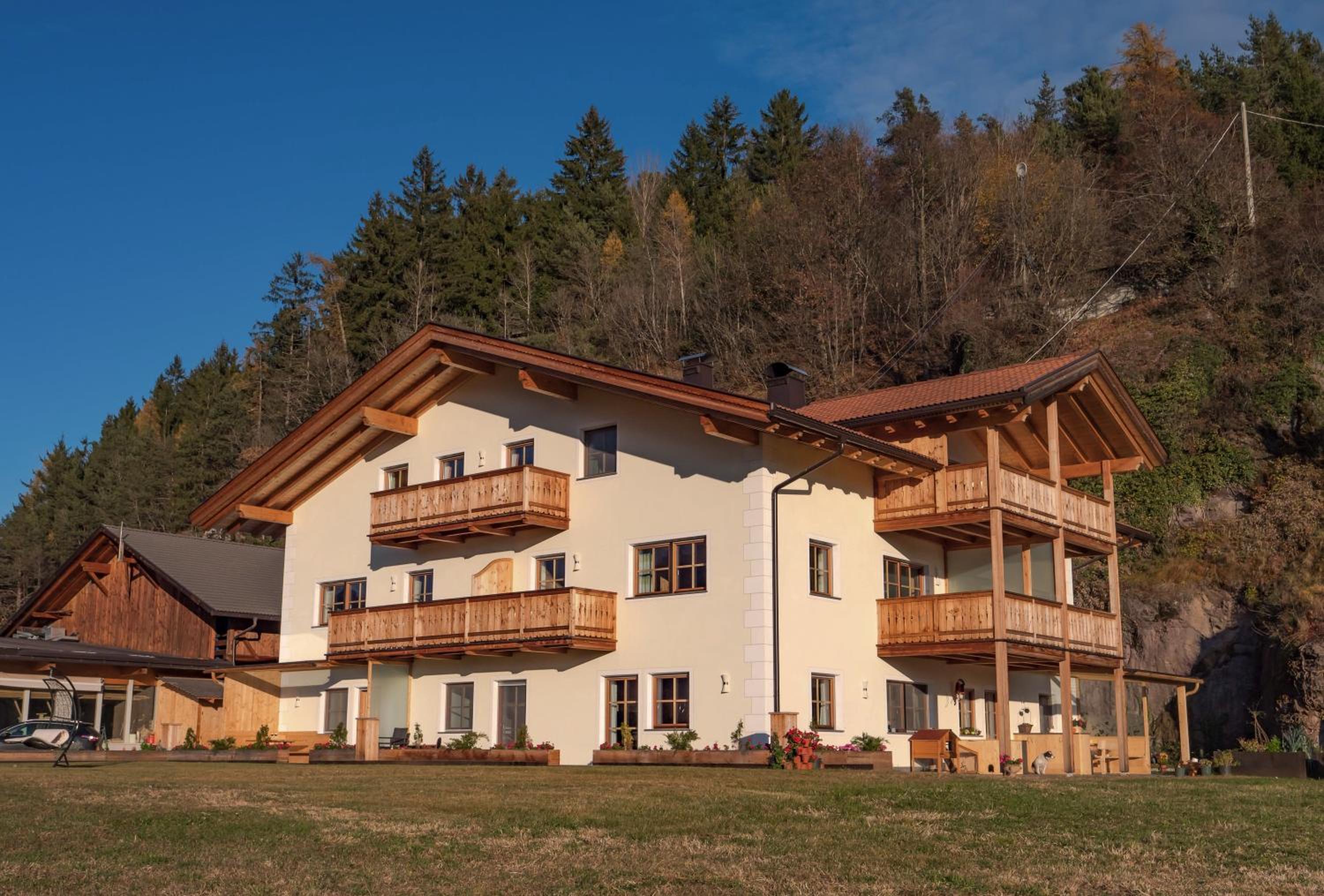 Two-Bedroom Deluxe Apartment with Garden View photo 3