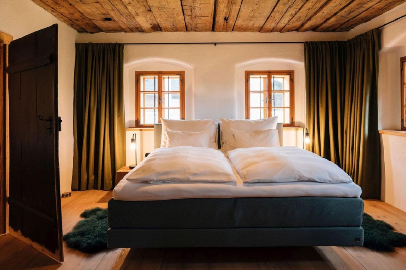 Two-Bedroom House photo 3